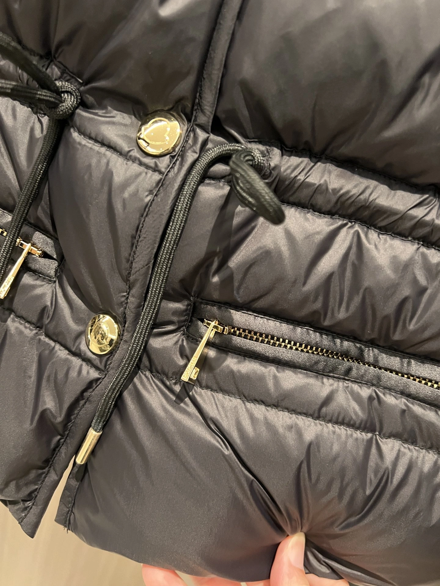 WellDesigned Moncler Down Jackets 146512