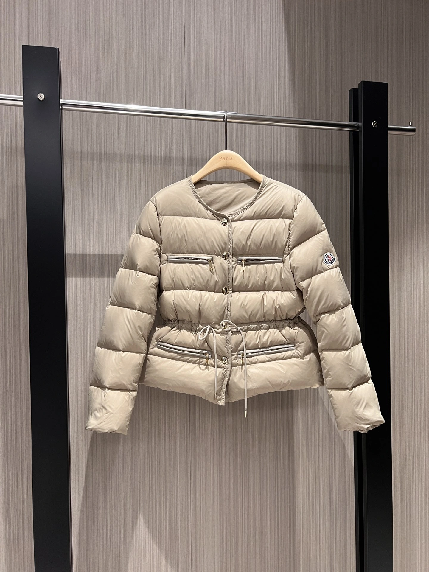 Moncler Down Jackets Durable 146505