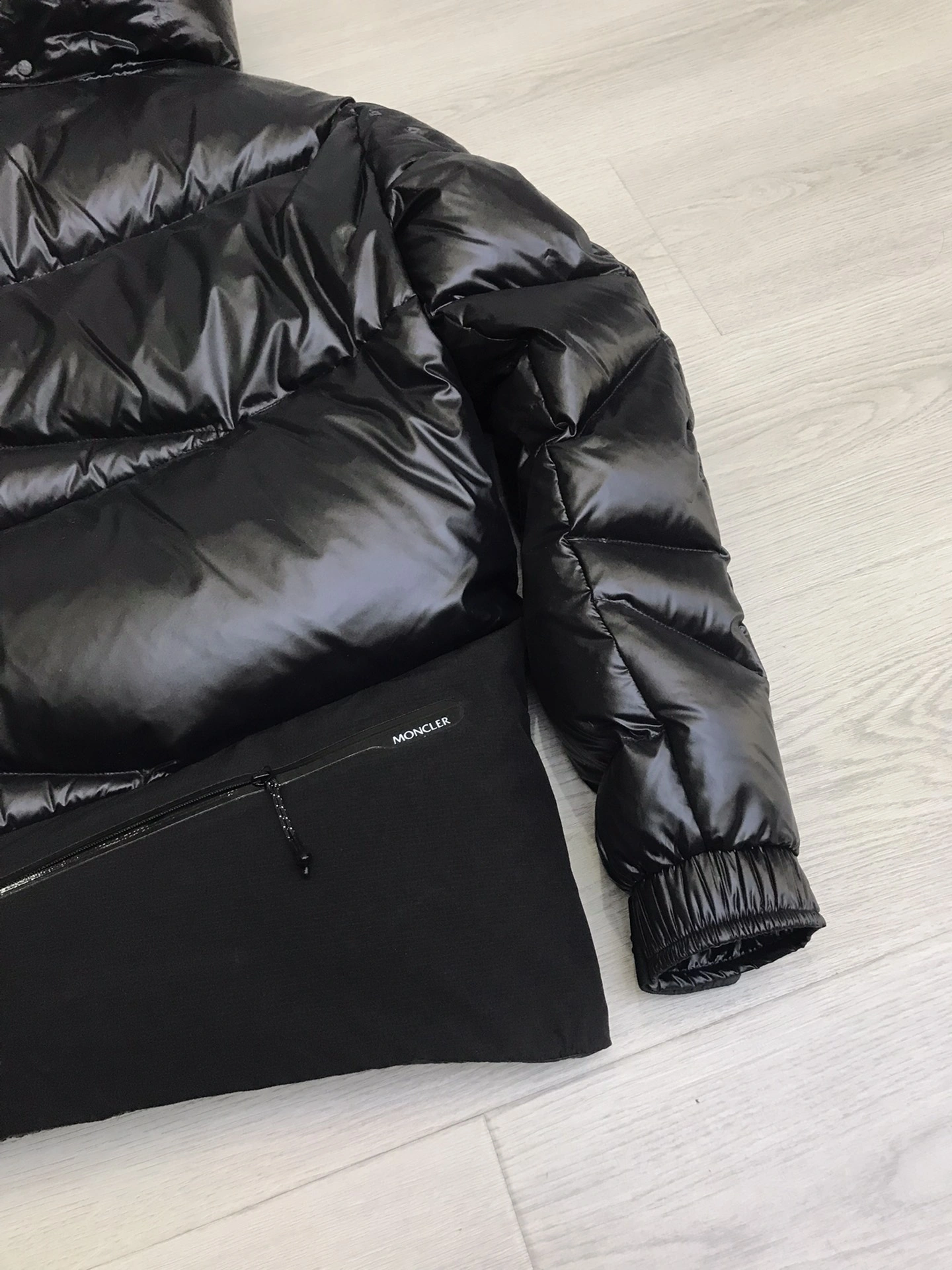 Moncler Down Jackets OdorResistant 146508
