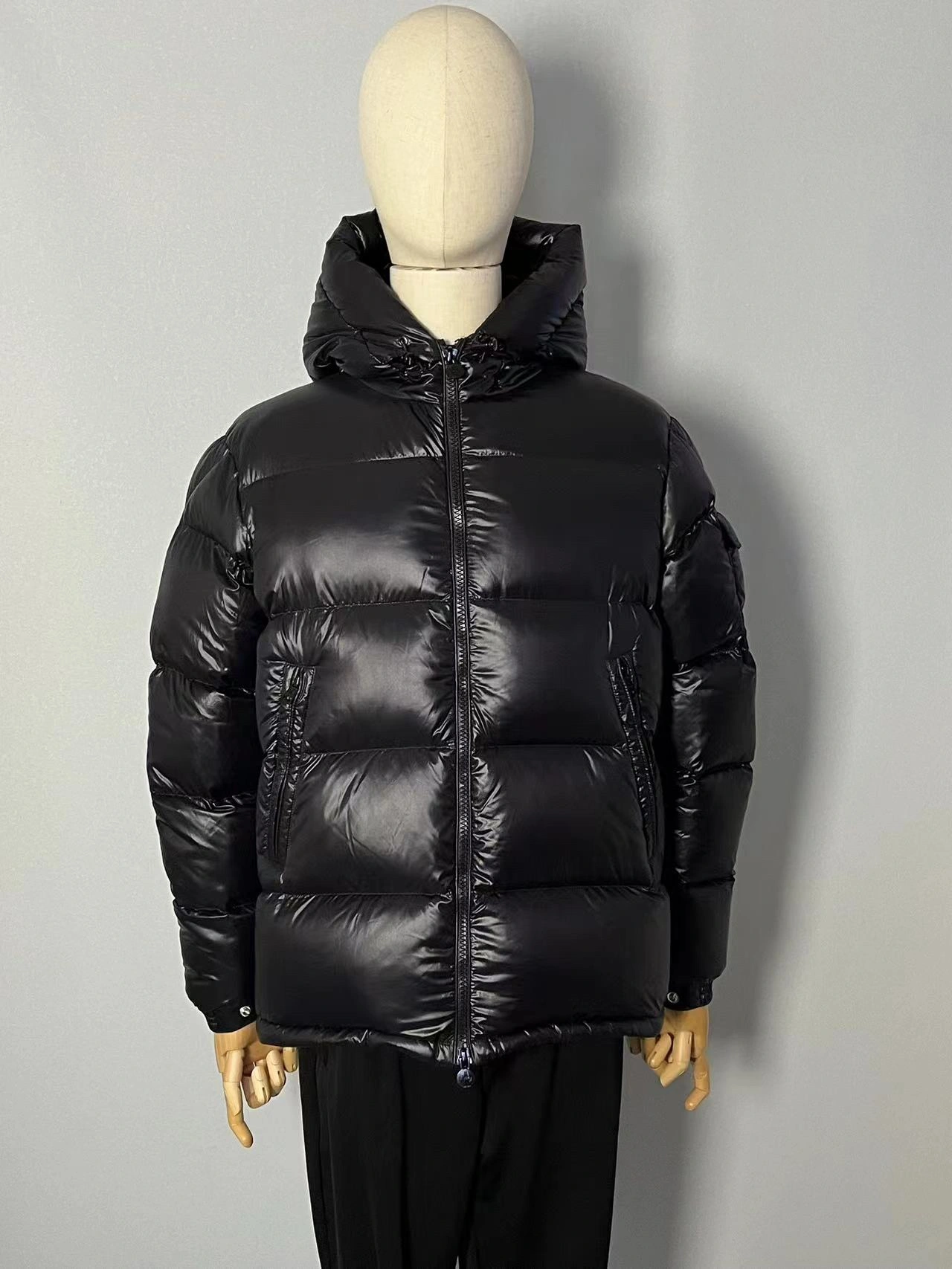 Casual Moncler Down Jackets 146498