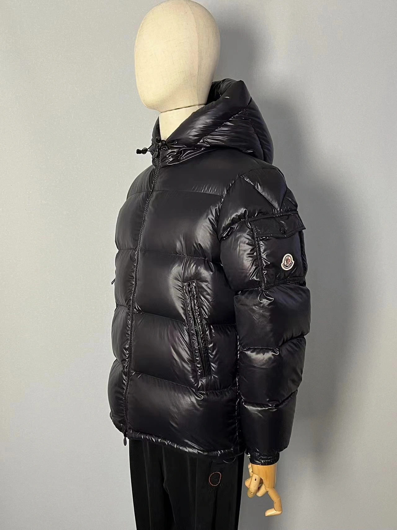 Casual Moncler Down Jackets 146498