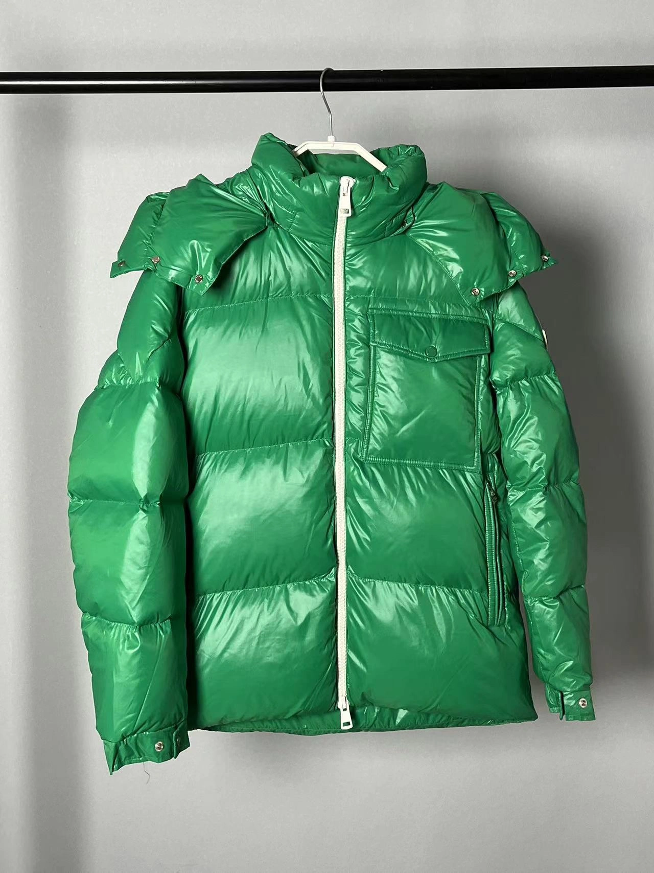 Moncler Down Jackets Neat 146495