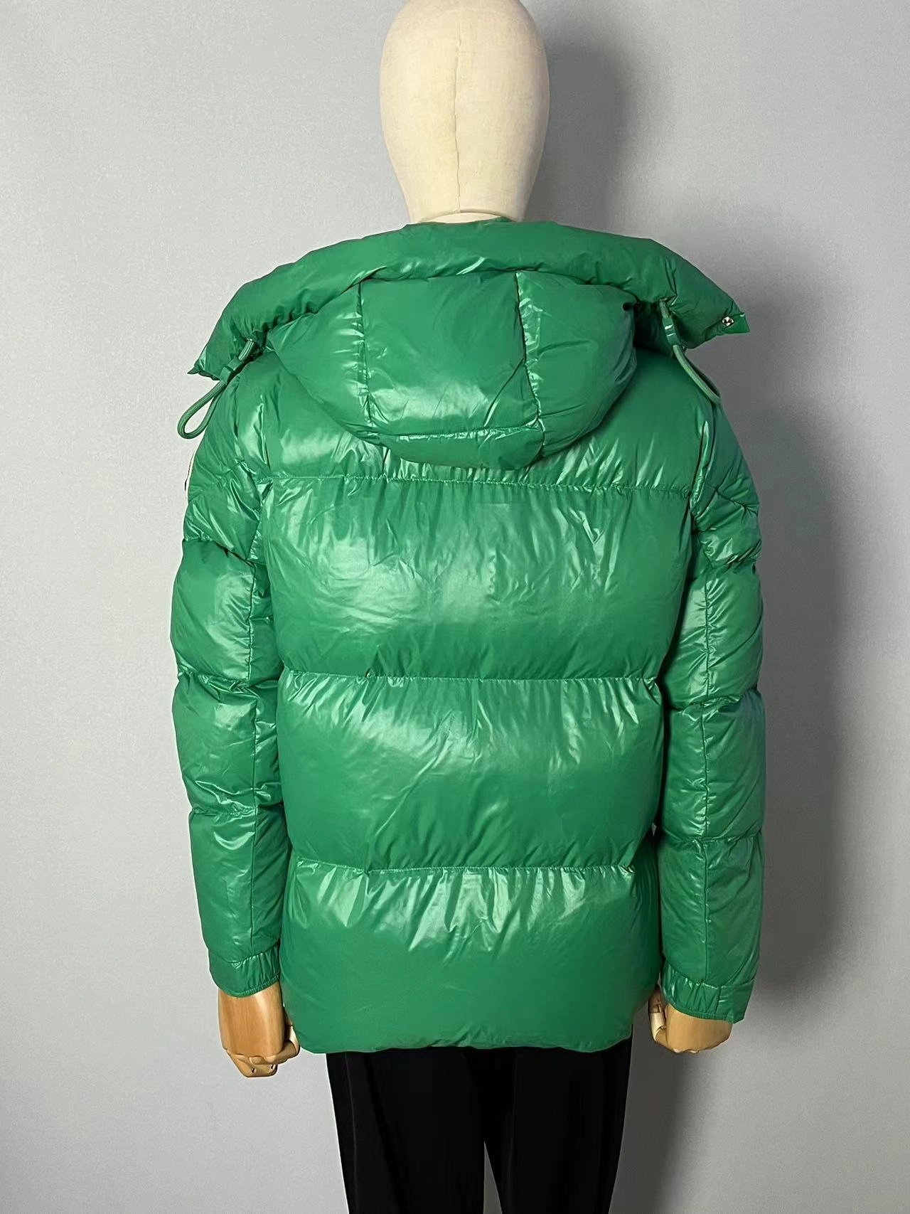 Moncler Down Jackets Neat 146495