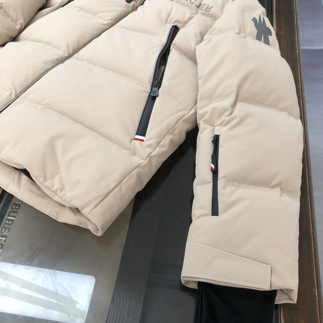 Moncler Down Jackets TechFriendly 146492
