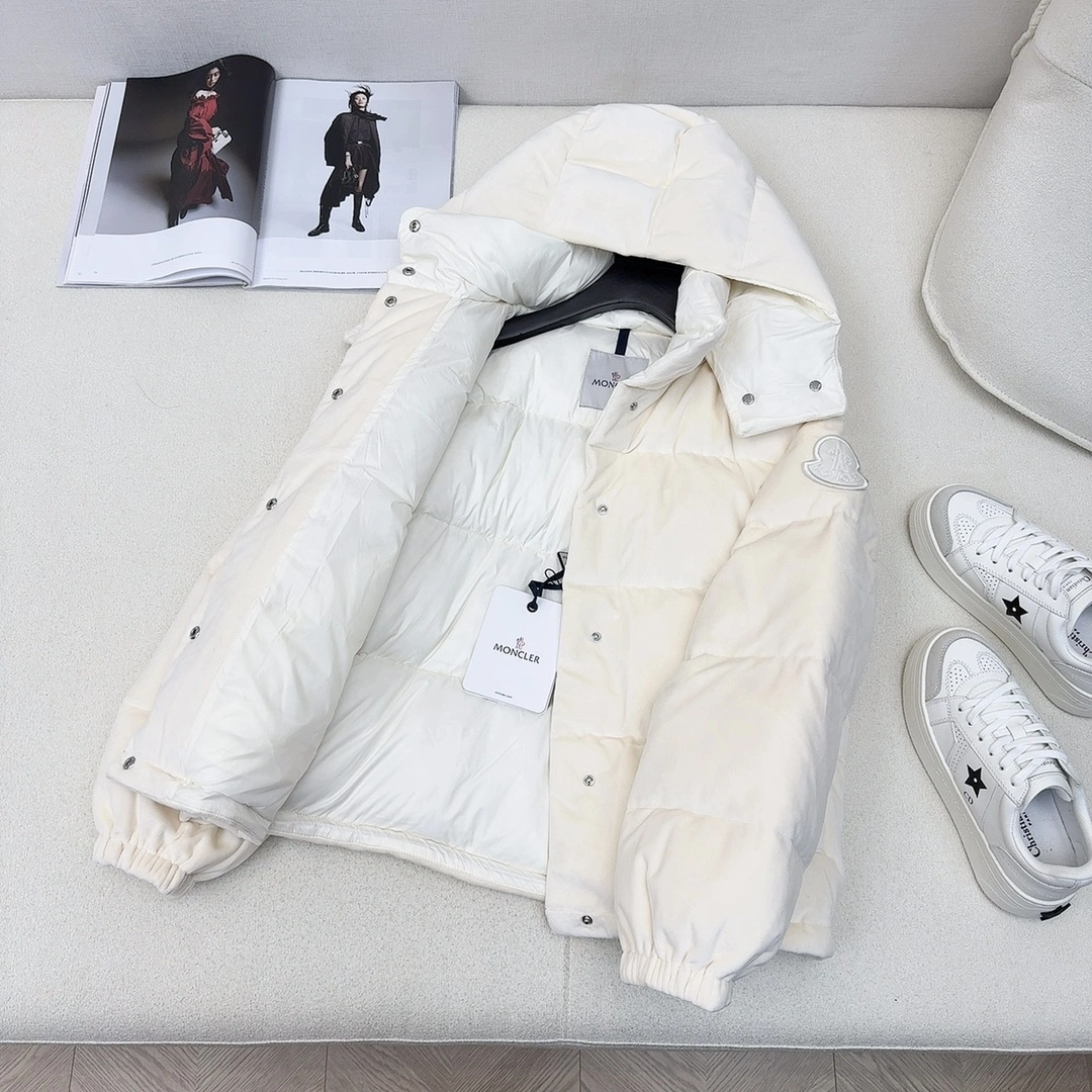 SoftTouch Moncler Down Jackets 146486