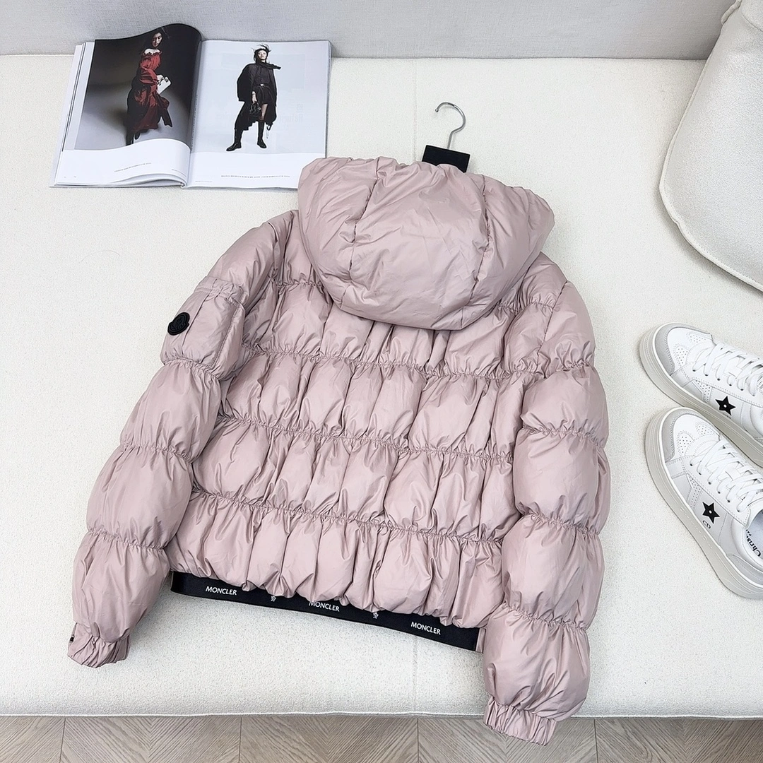 Moncler Down Jackets Refined 146499