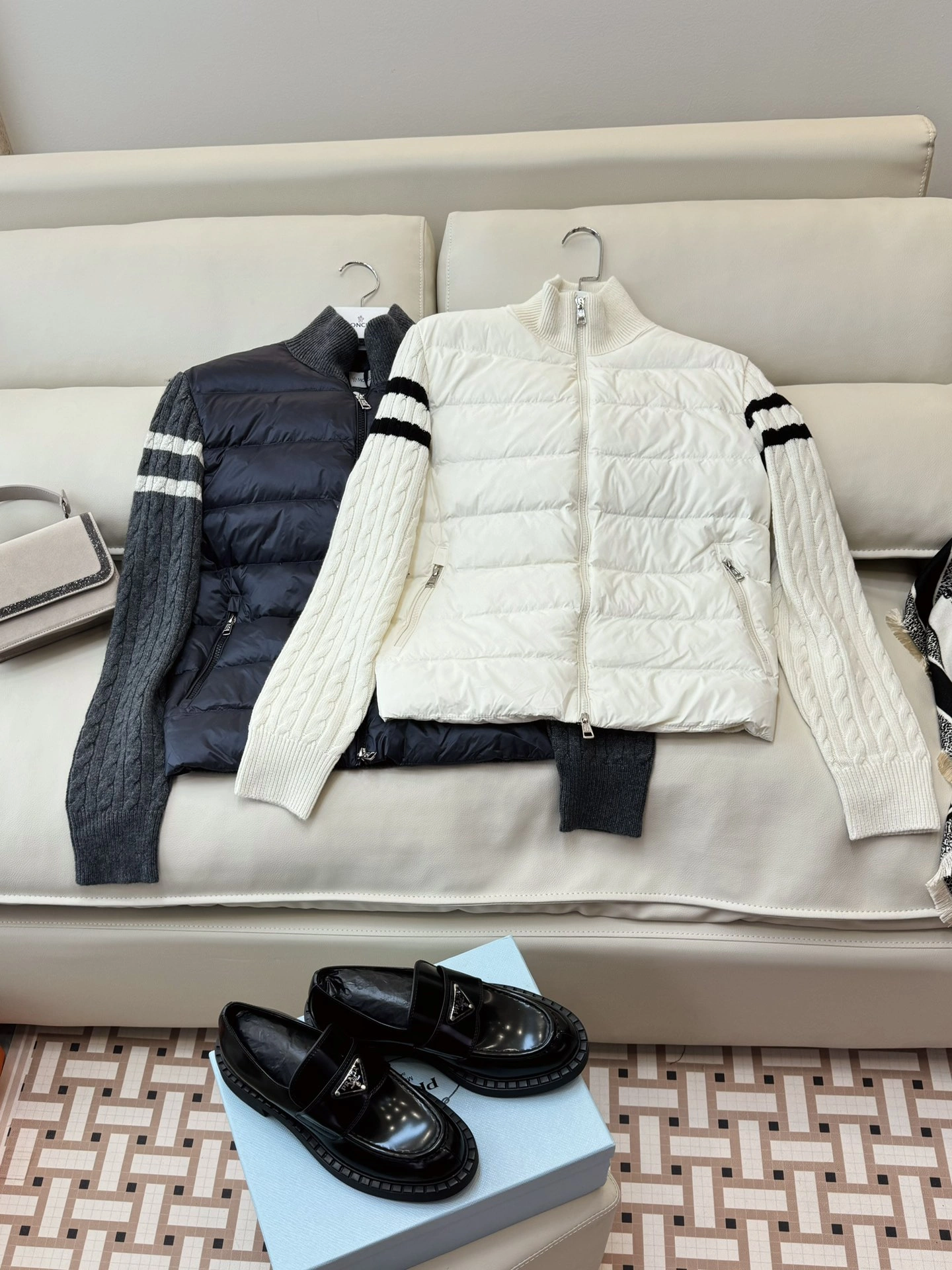 Moncler Down Jackets MultiPurpose 146485