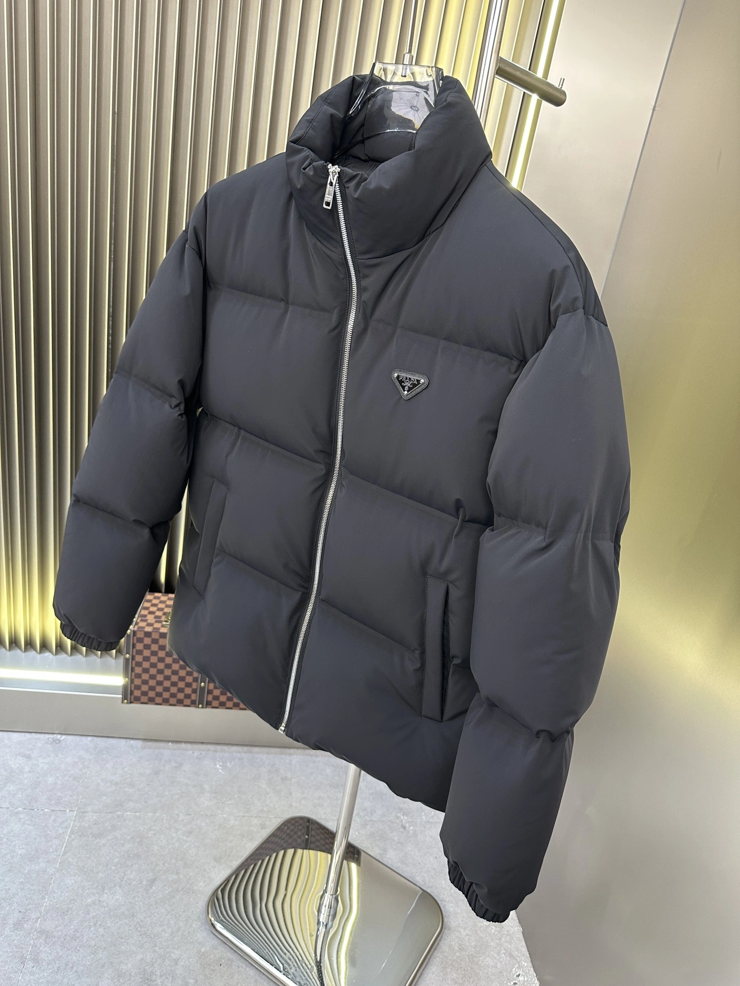 Moncler Down Jackets MoistureWicking 146500