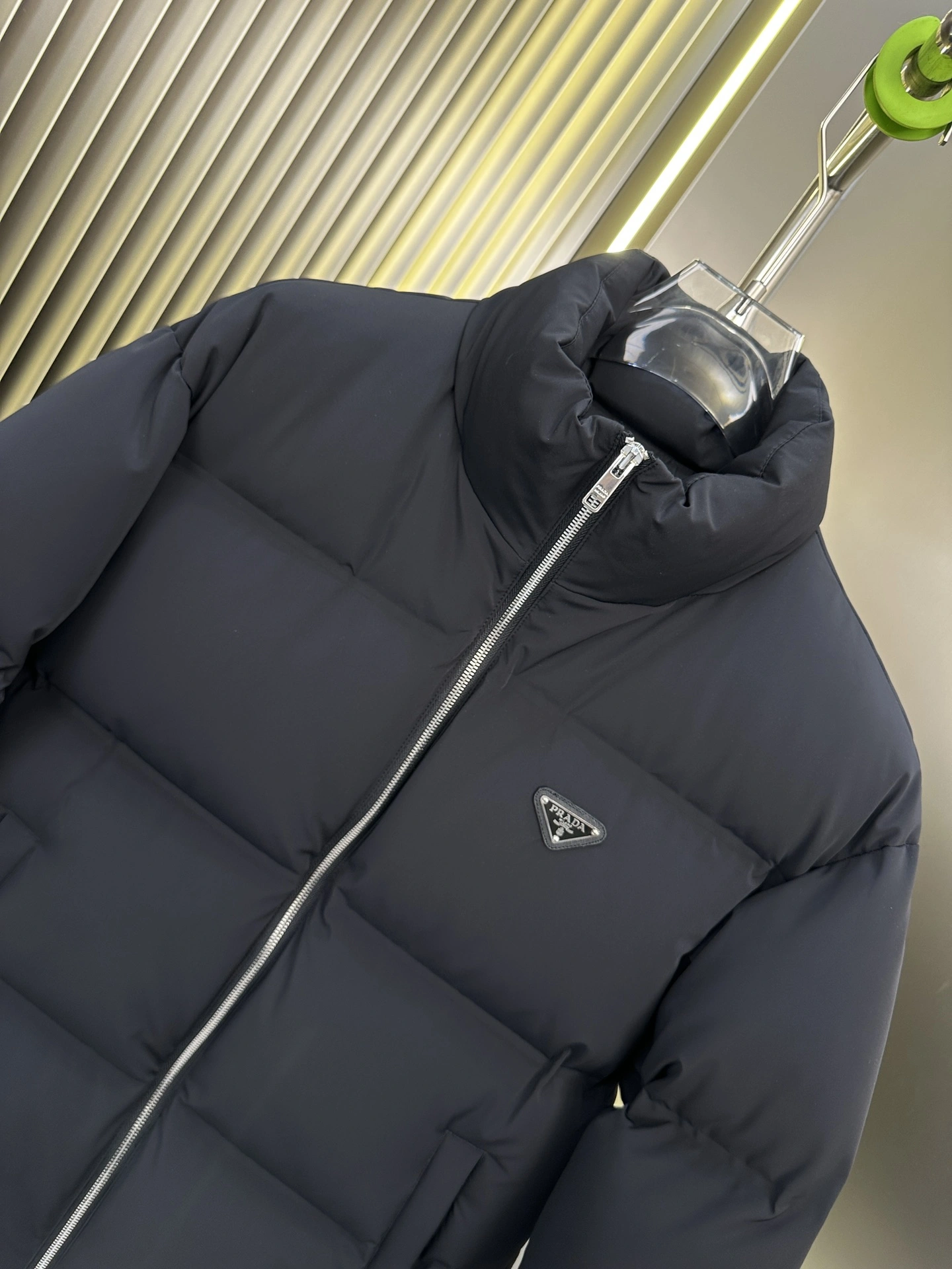 Moncler Down Jackets MoistureWicking 146500