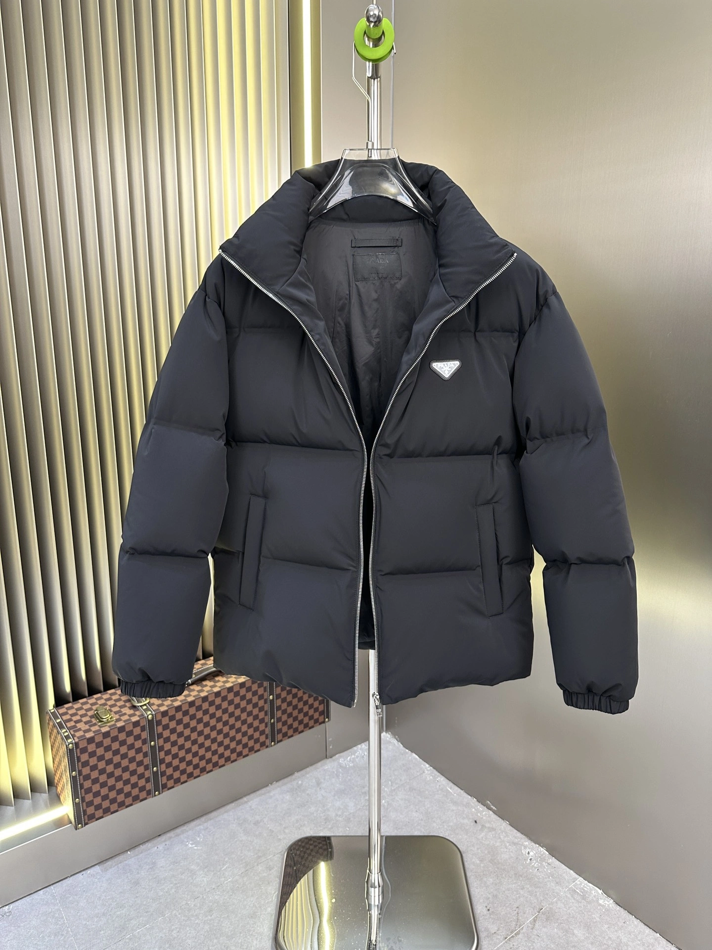 Moncler Down Jackets MoistureWicking 146500
