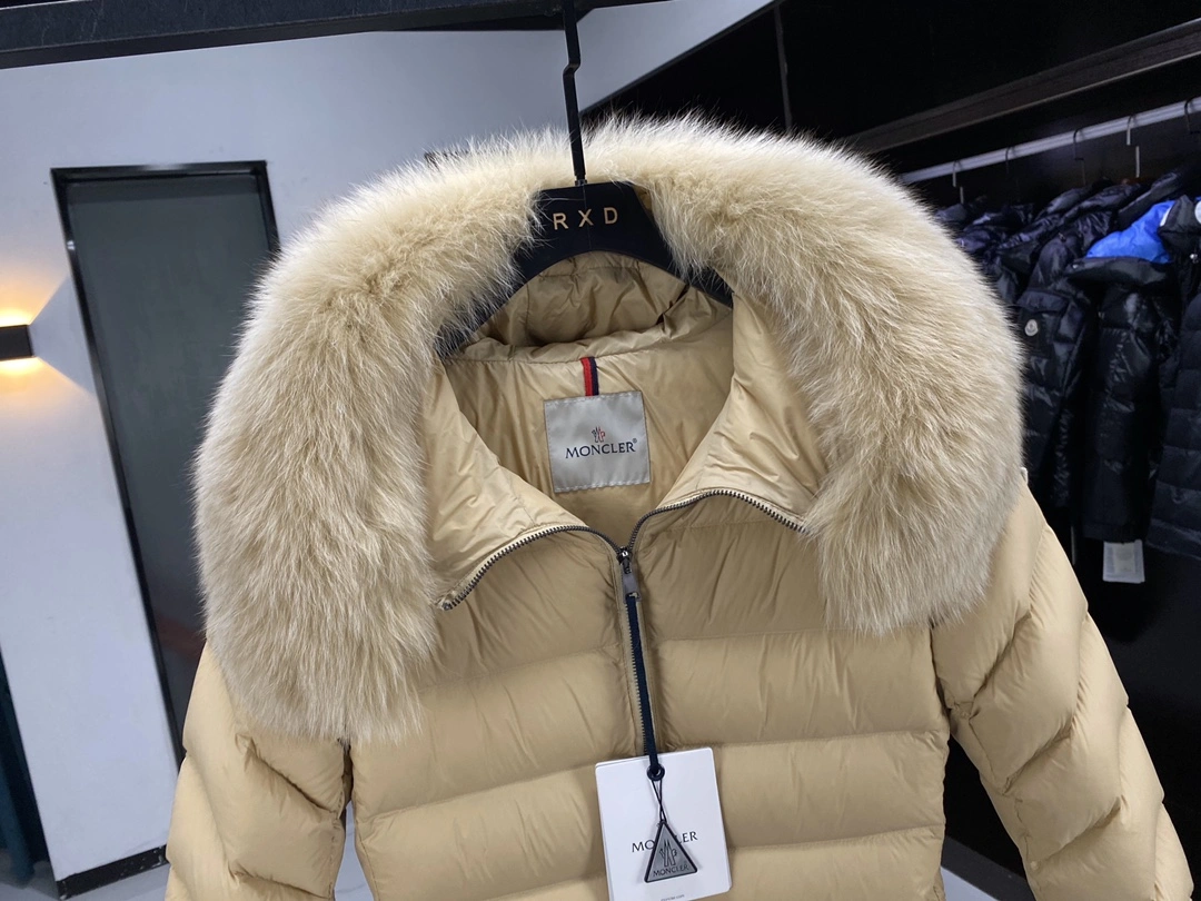 Moncler Down Jackets Youthful 146484