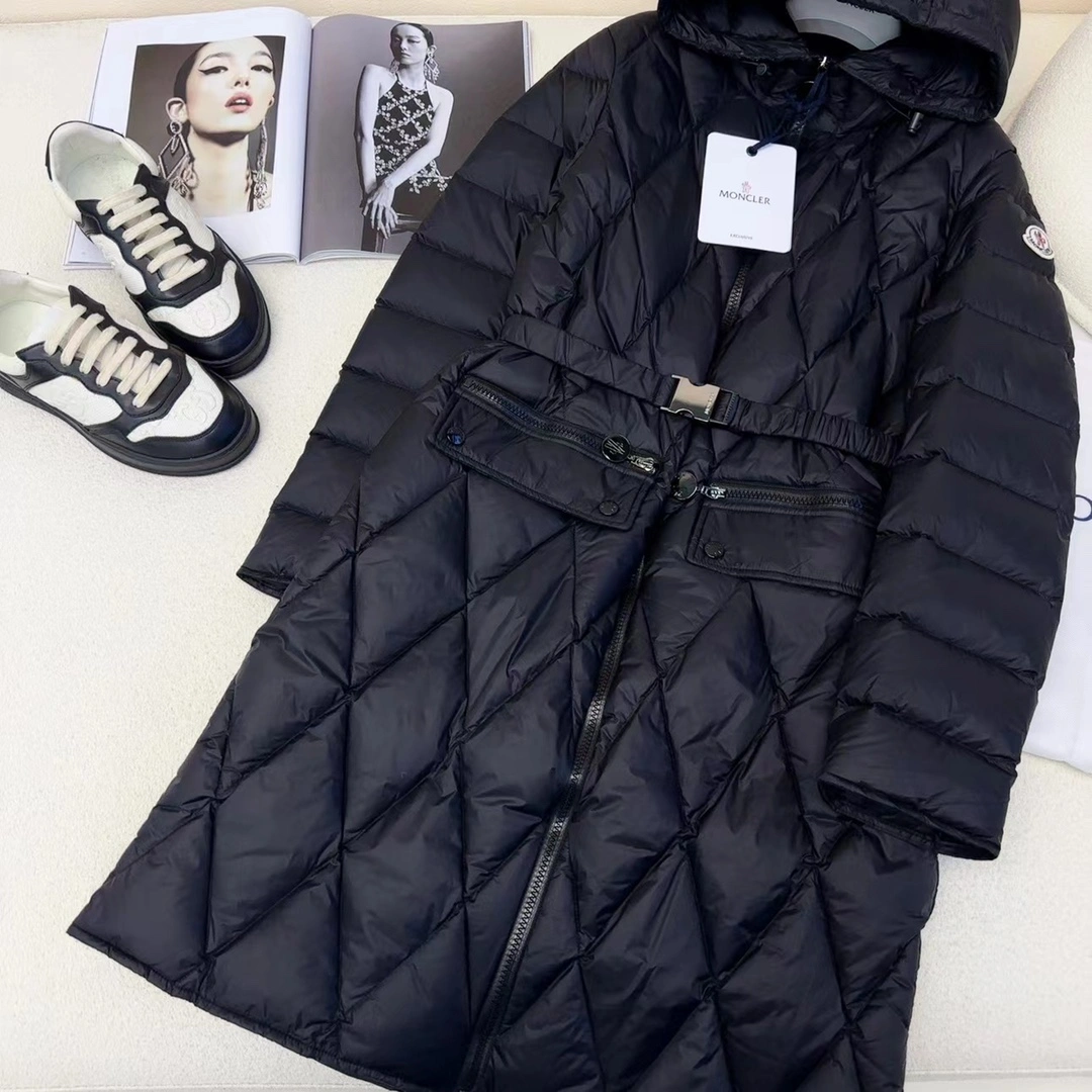Sporty Moncler Down Jackets 146494