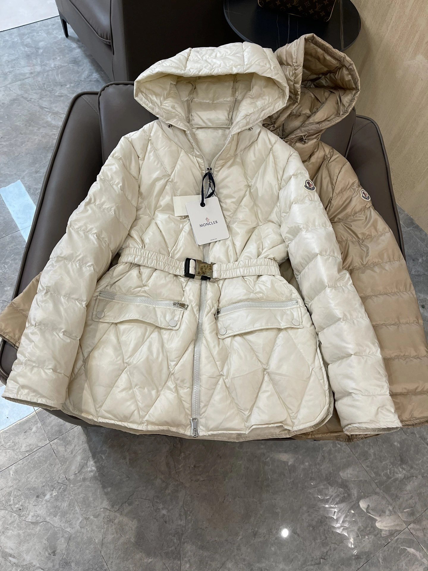 Moncler Down Jackets Breathable 146482