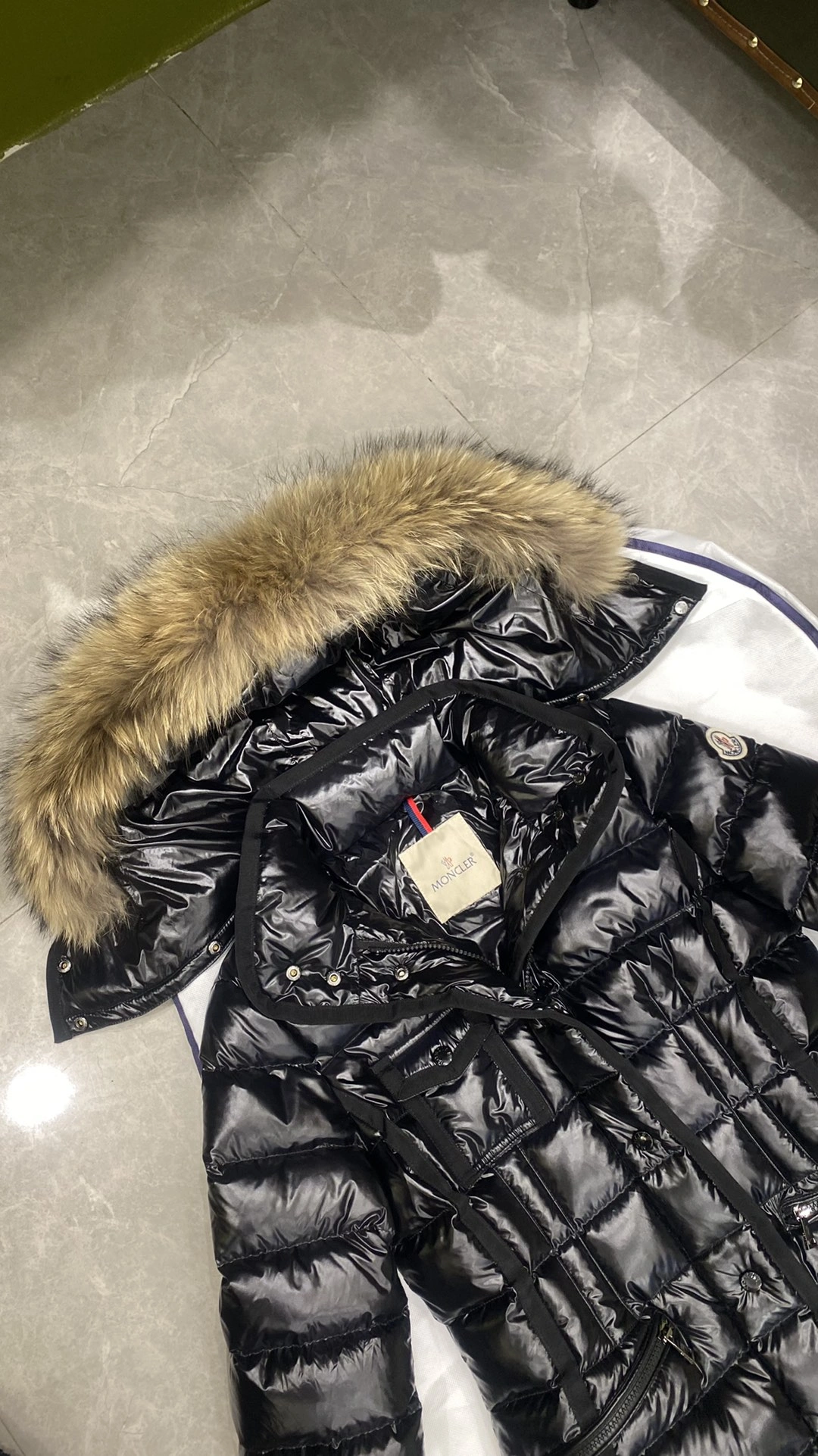 Moncler Down Jackets Youthful 146474