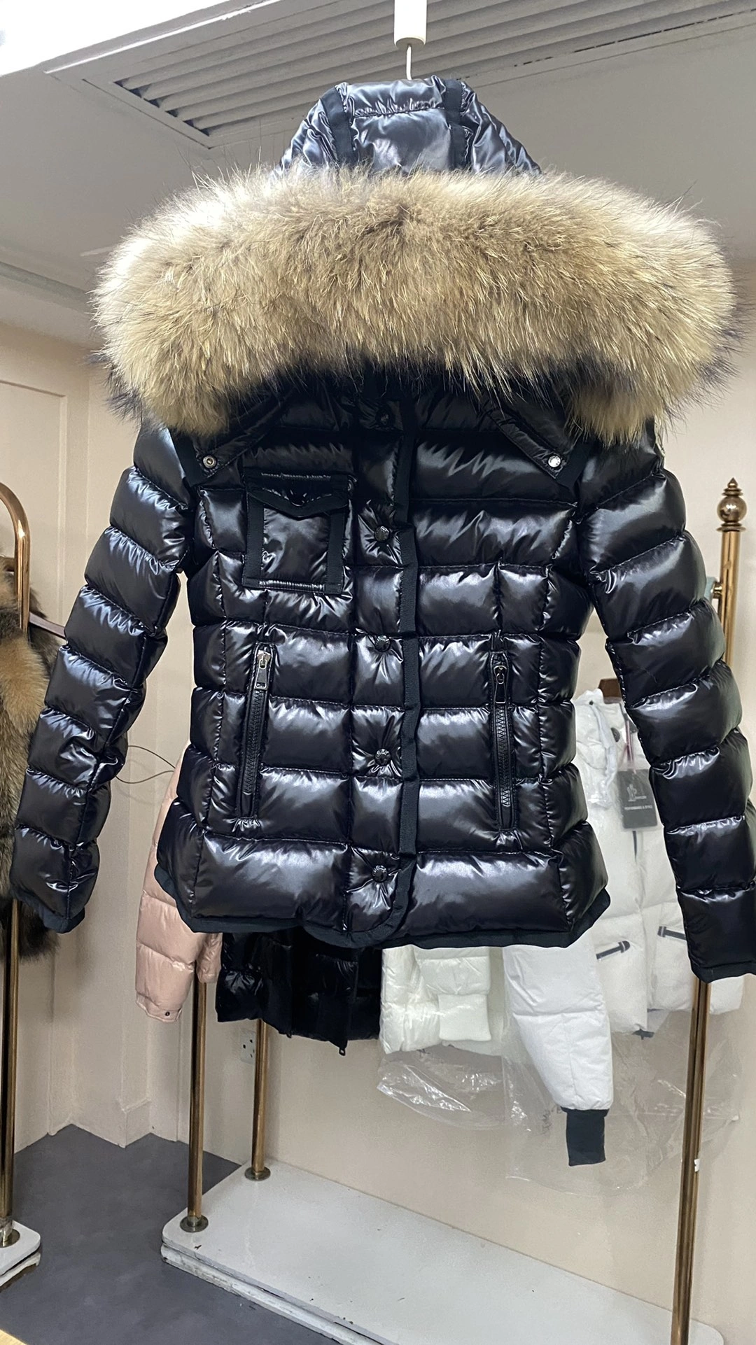 Moncler Down Jackets Breathable 146465