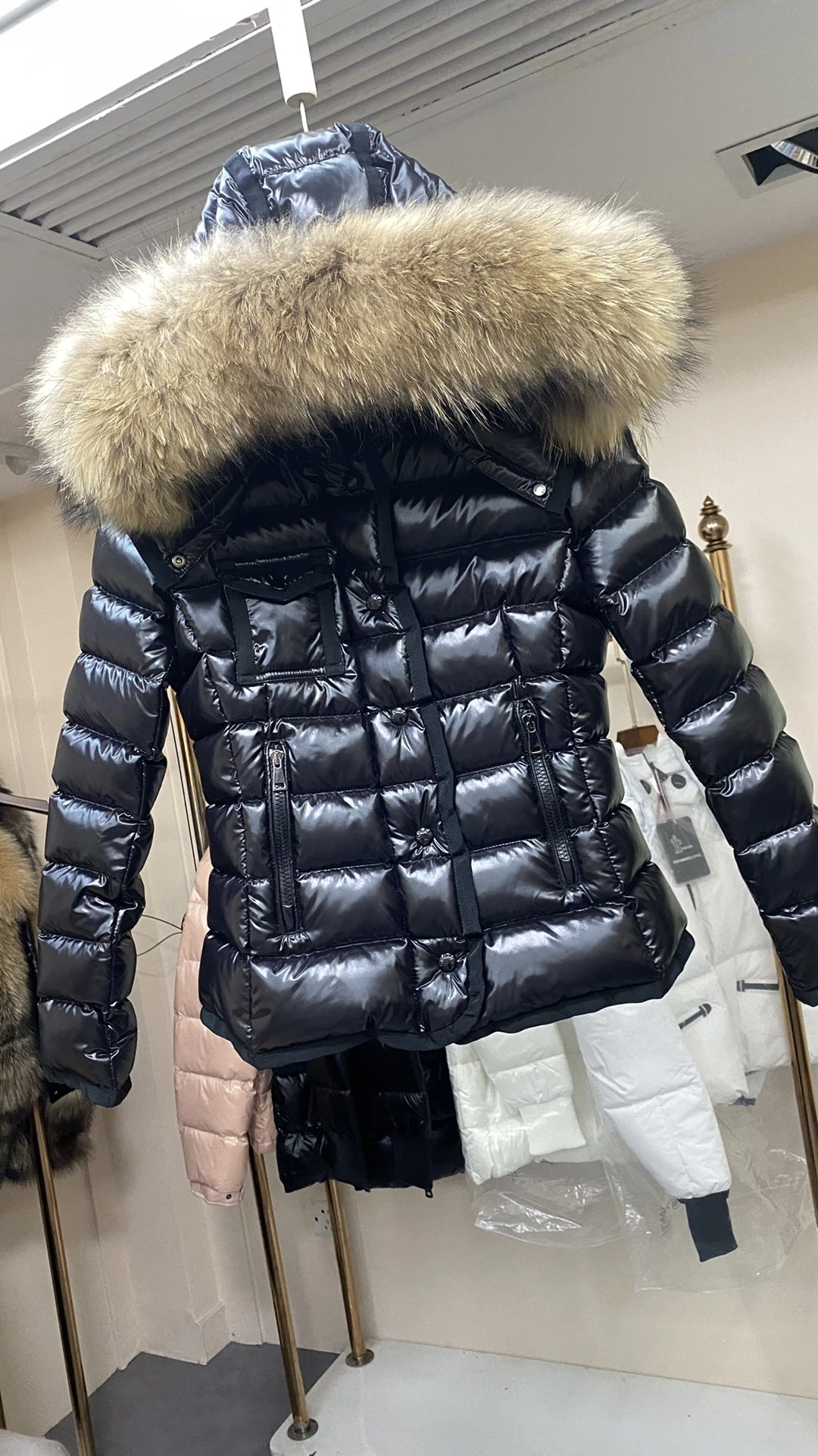 Moncler Down Jackets Breathable 146465