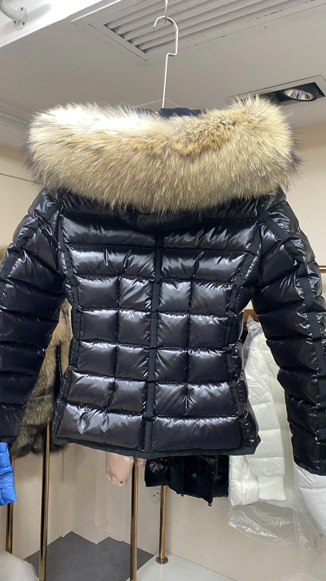 Moncler Down Jackets Breathable 146465