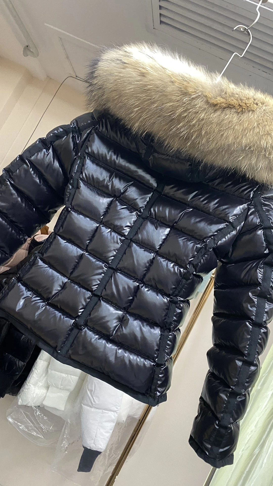Moncler Down Jackets Breathable 146465