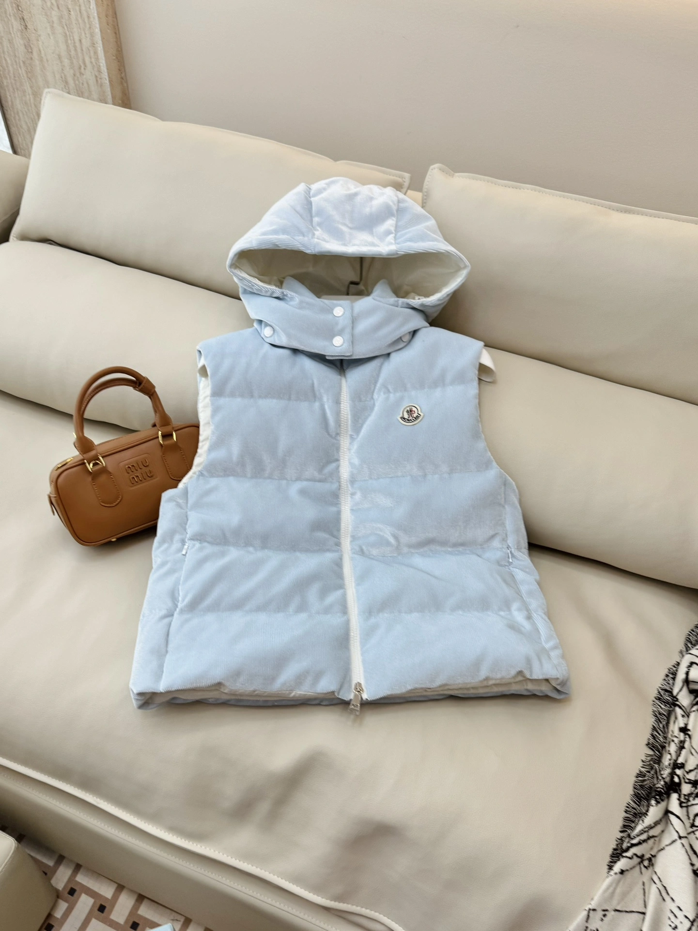 Original Moncler Down Jackets 146471