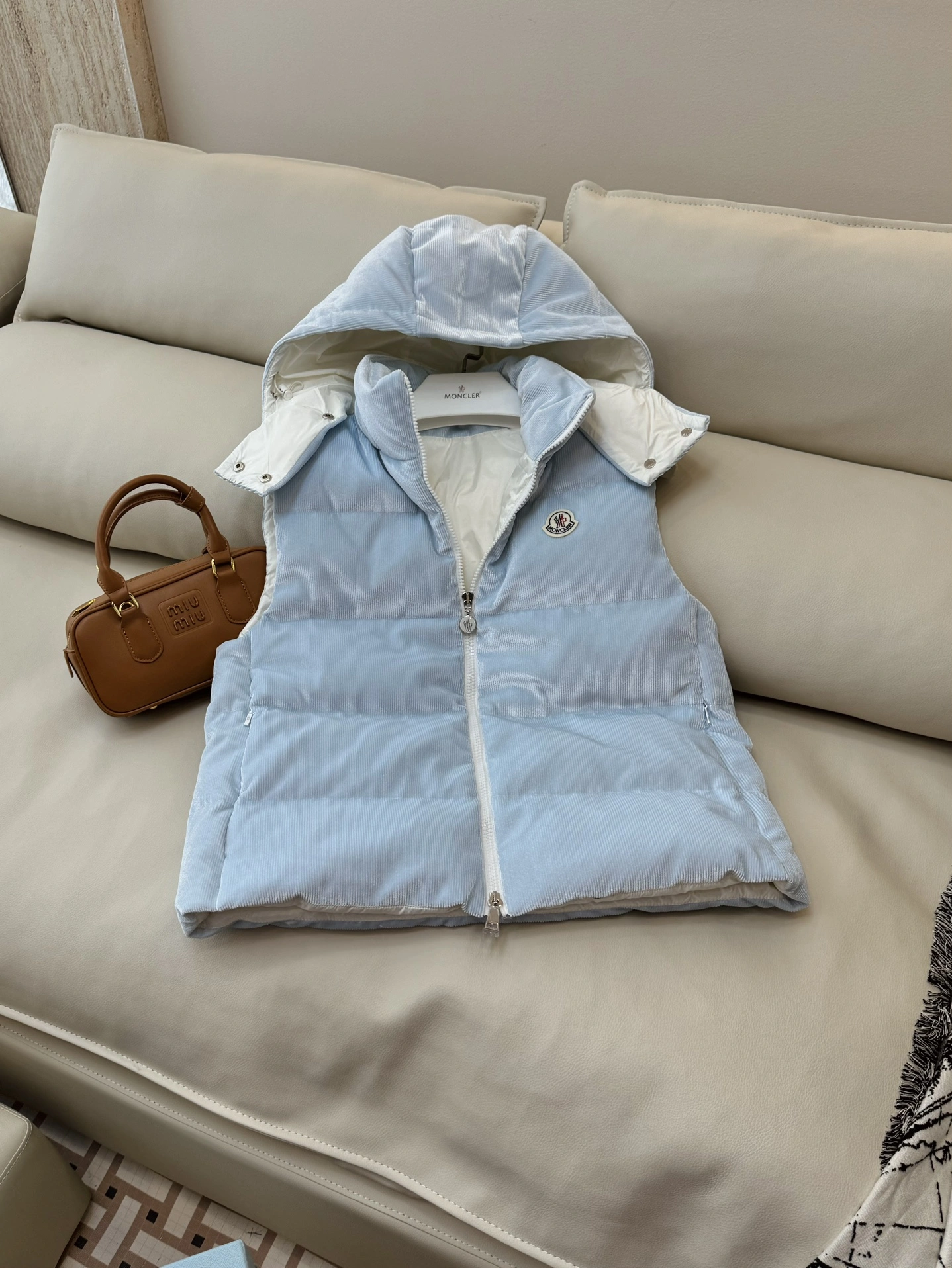 Original Moncler Down Jackets 146471