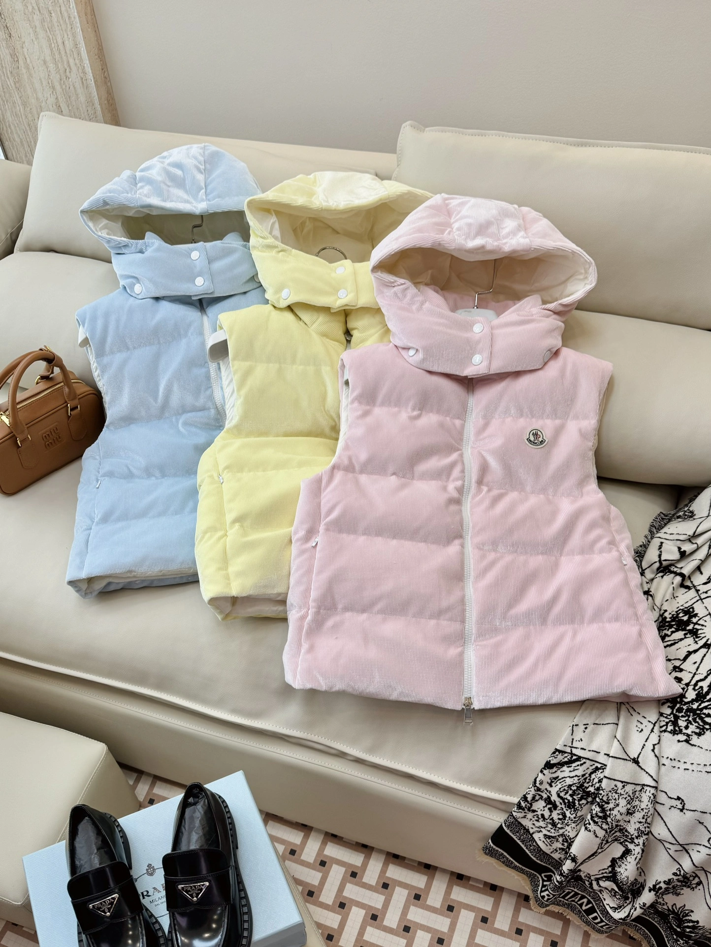 Moncler Down Jackets GoodFit 146456