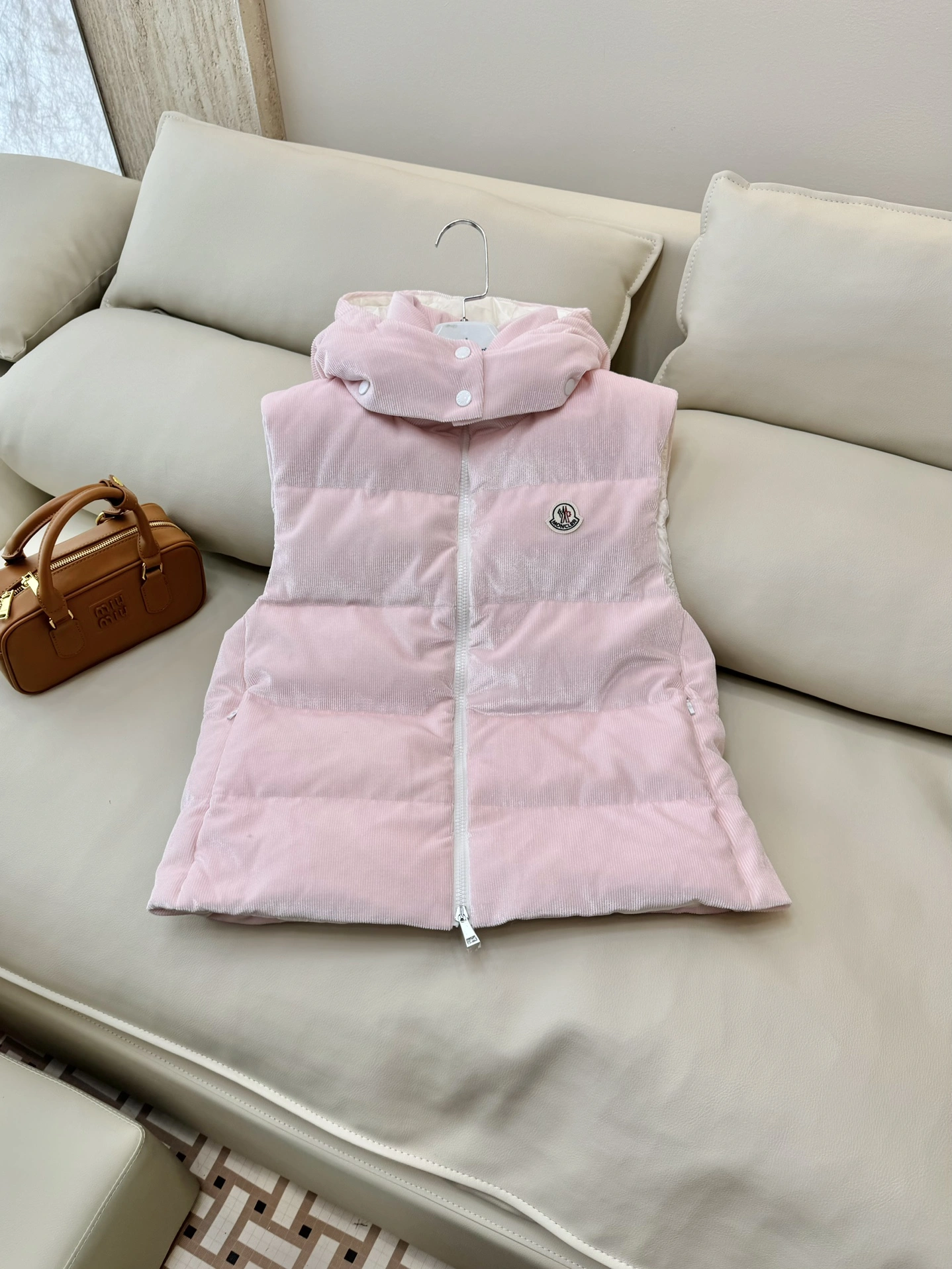Moncler Down Jackets GoodFit 146456