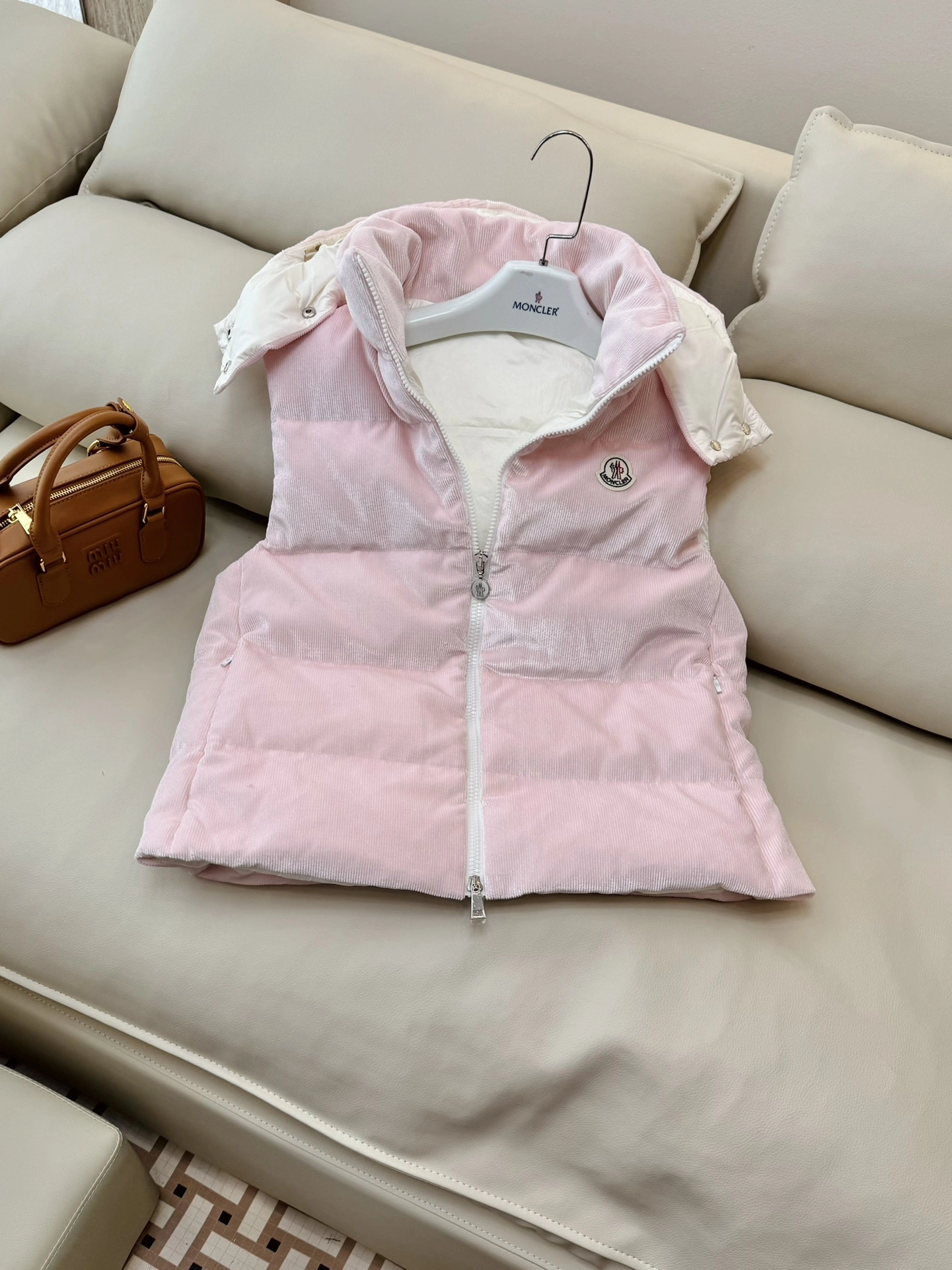 Moncler Down Jackets GoodFit 146456
