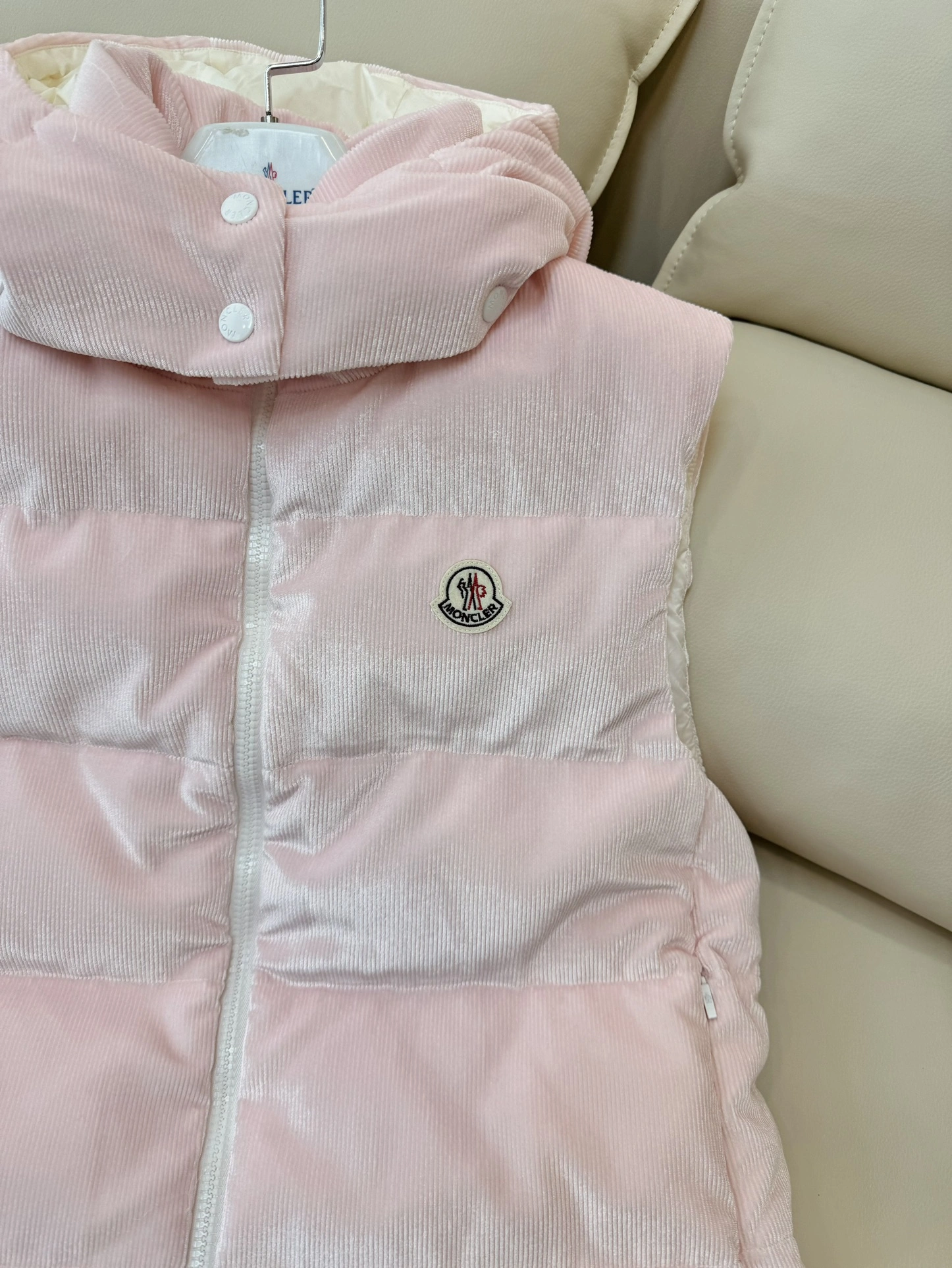 Moncler Down Jackets GoodFit 146456