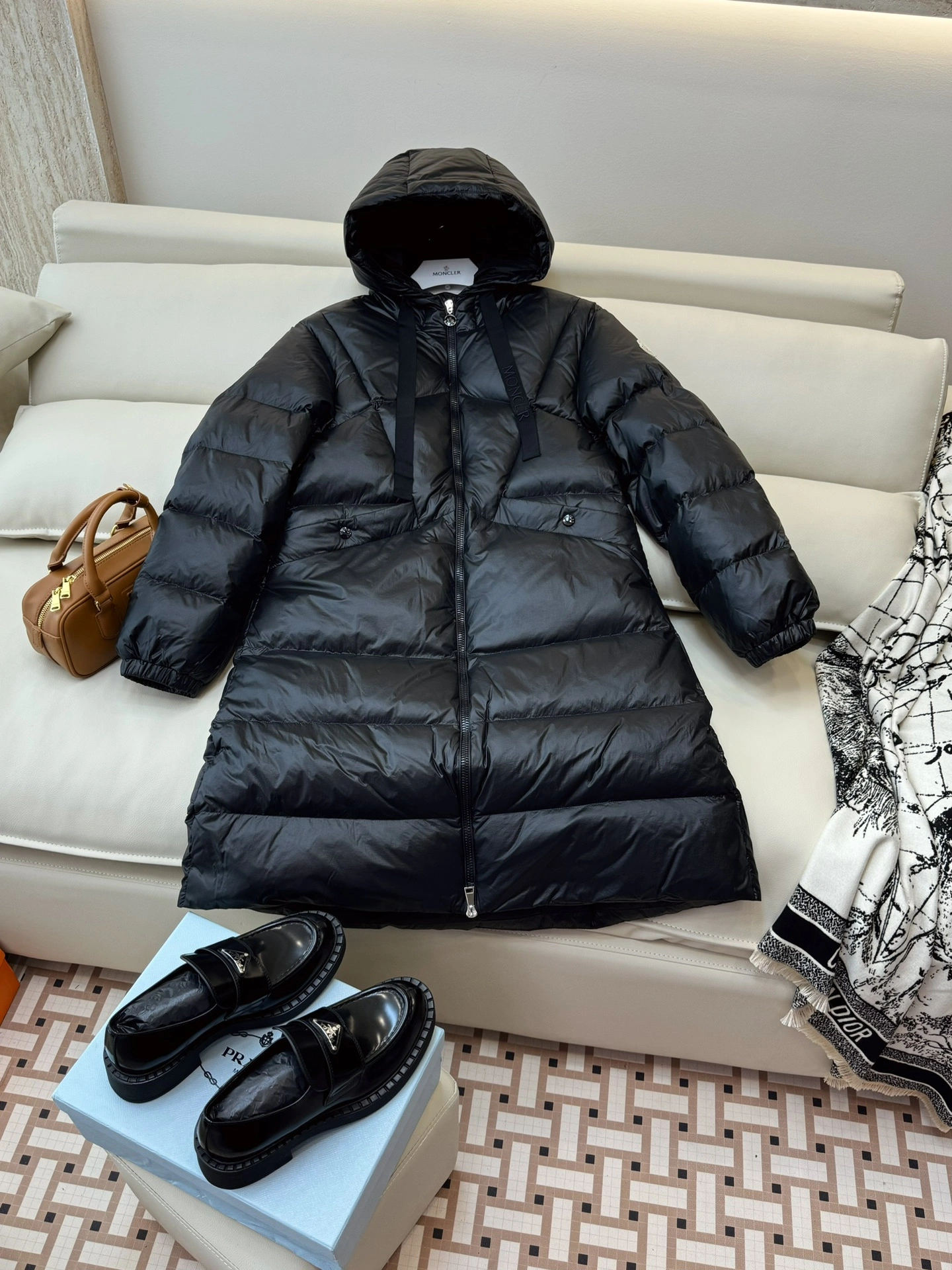 Flexible Moncler Down Jackets 146446