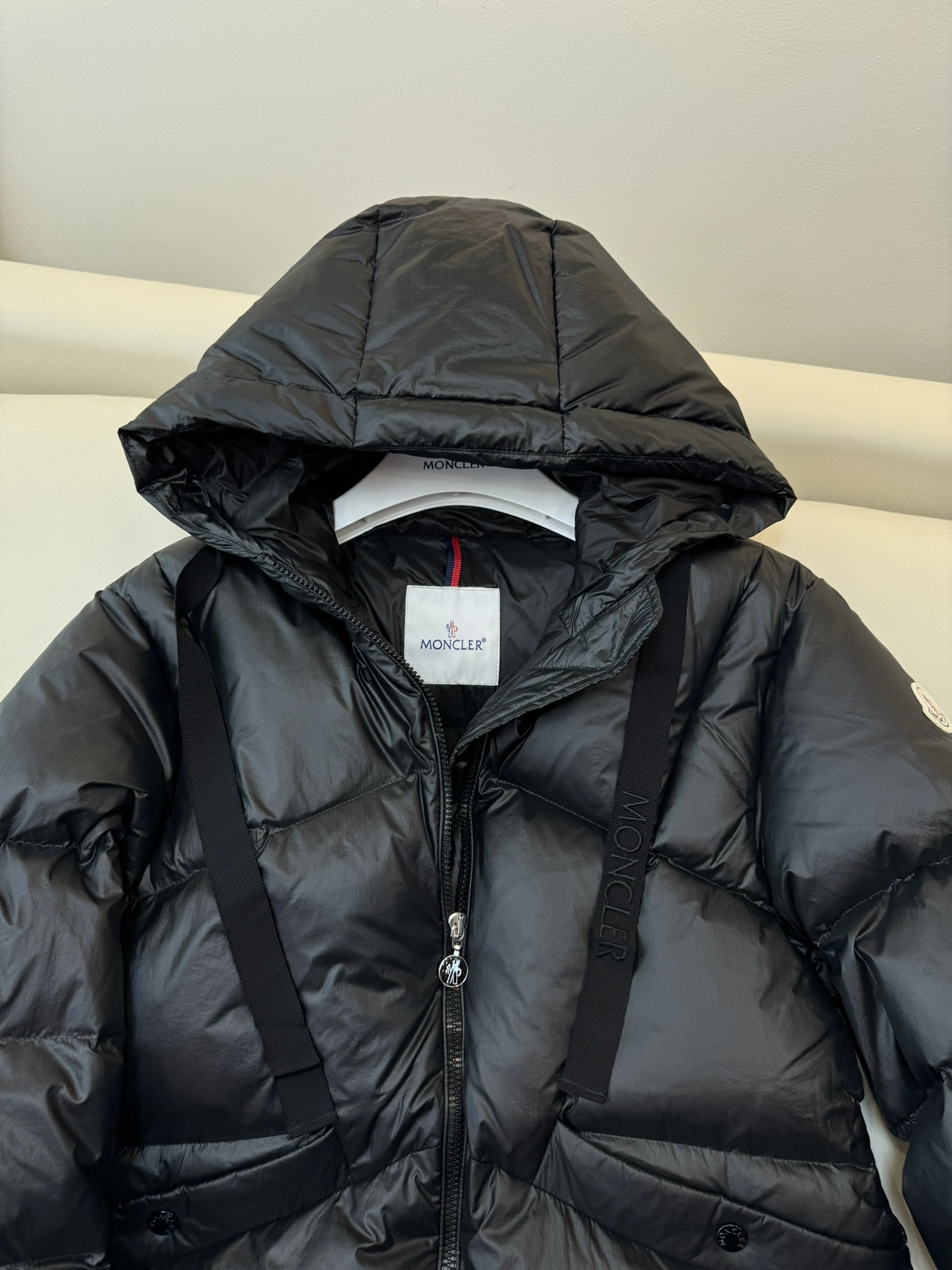 Flexible Moncler Down Jackets 146446