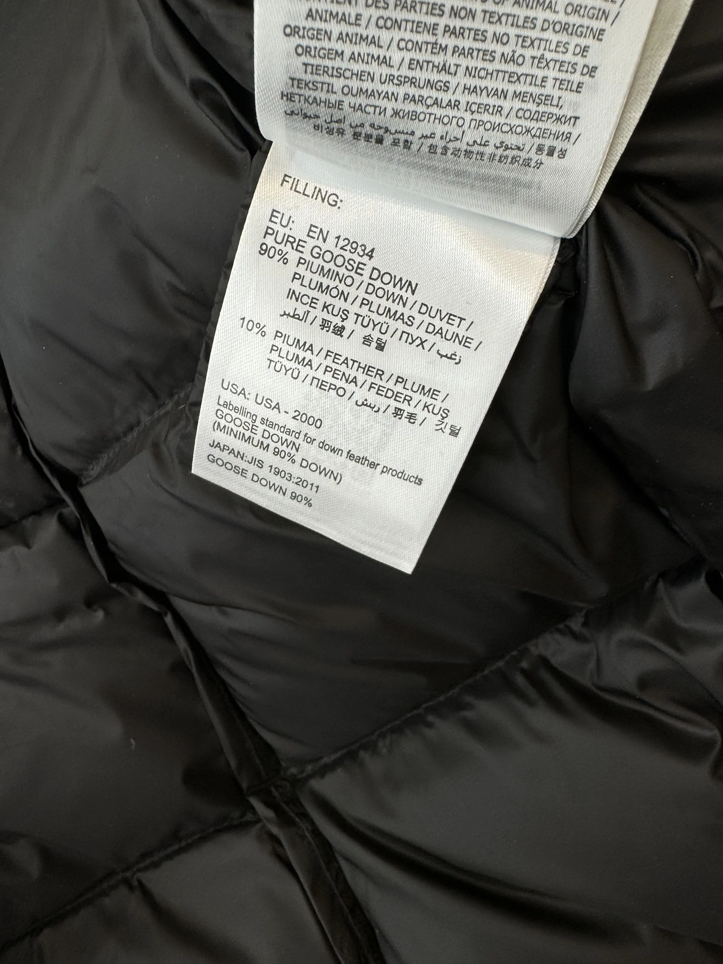 Flexible Moncler Down Jackets 146446