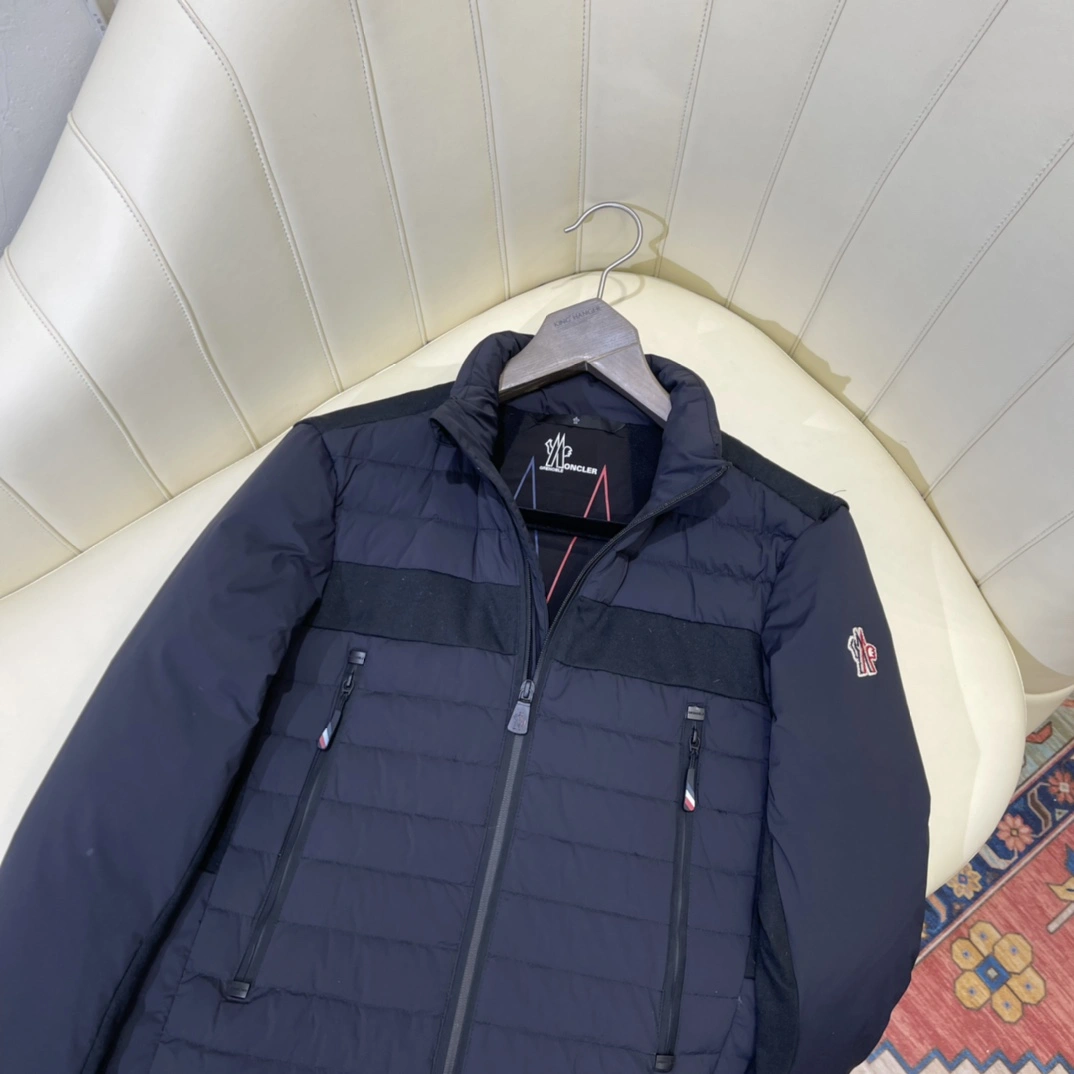 Moncler Down Jackets Contemporary 146469
