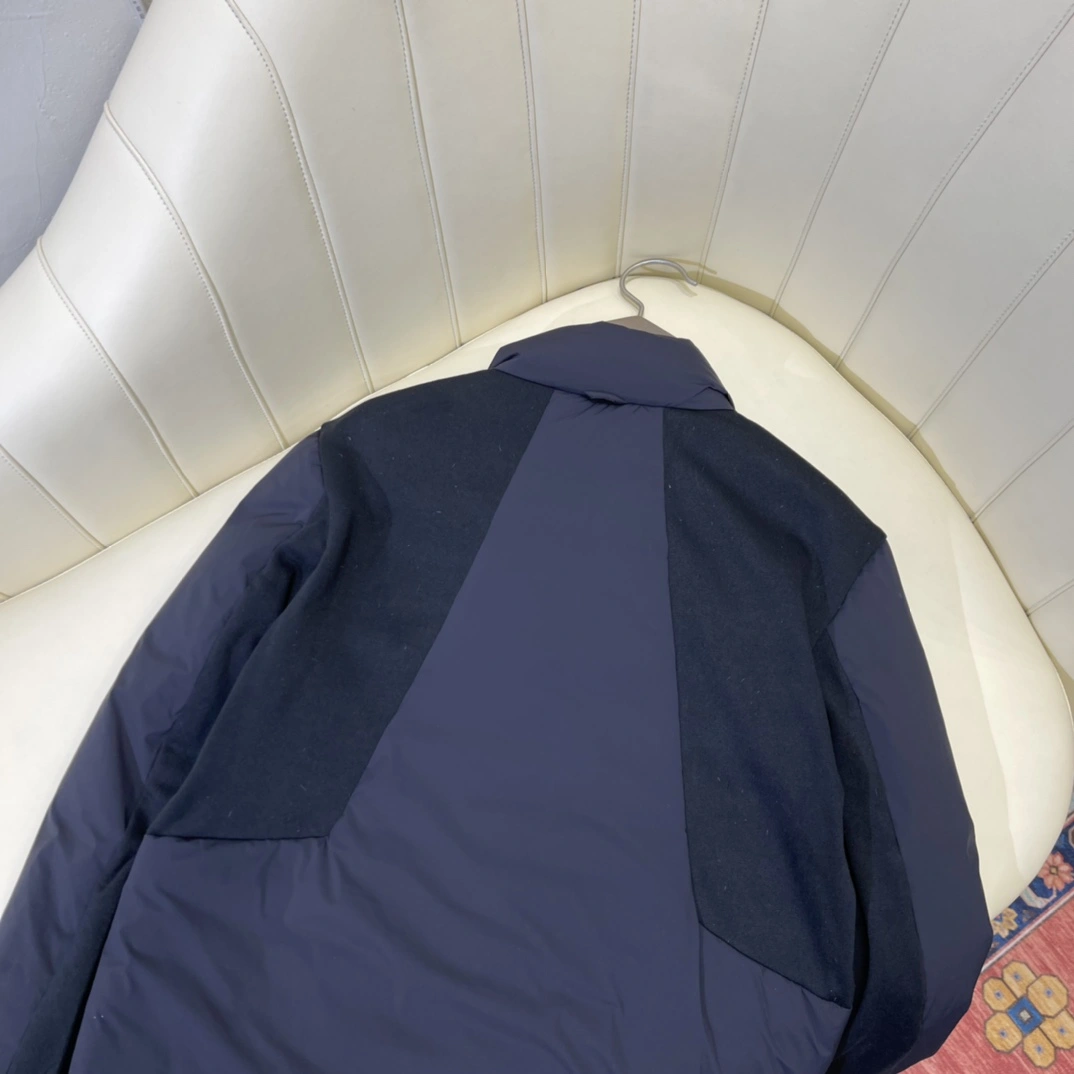 Moncler Down Jackets Contemporary 146469