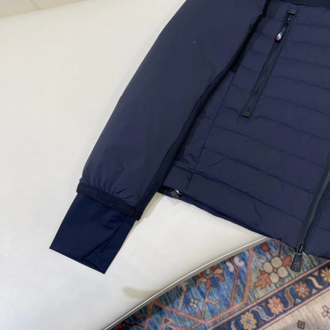 Moncler Down Jackets Contemporary 146469