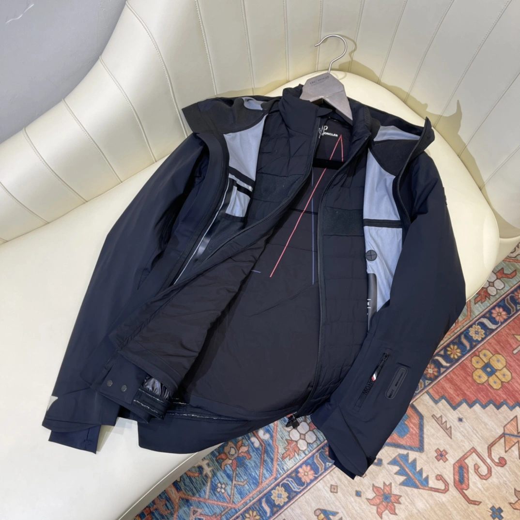 Moncler Down Jackets DailyWear 146451