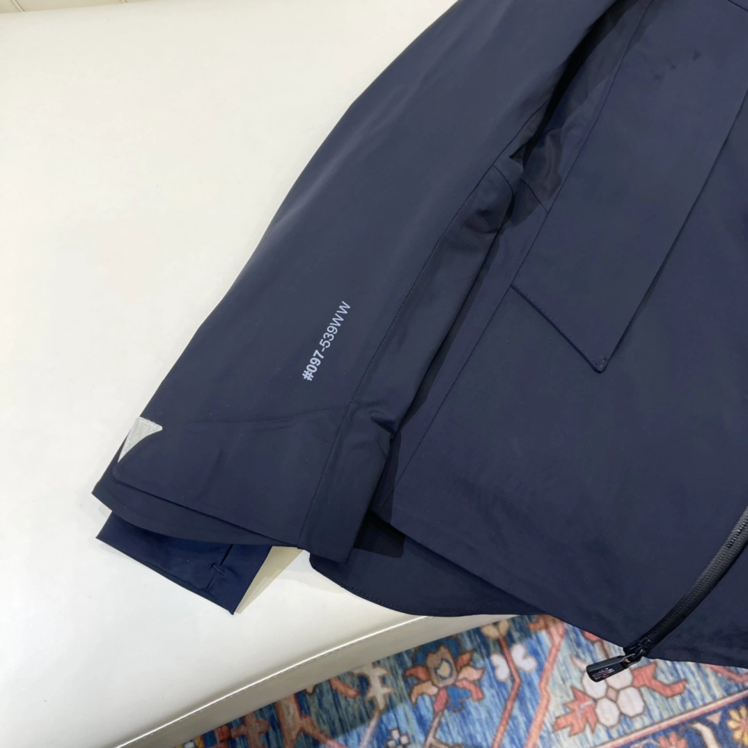 Moncler Down Jackets DailyWear 146451