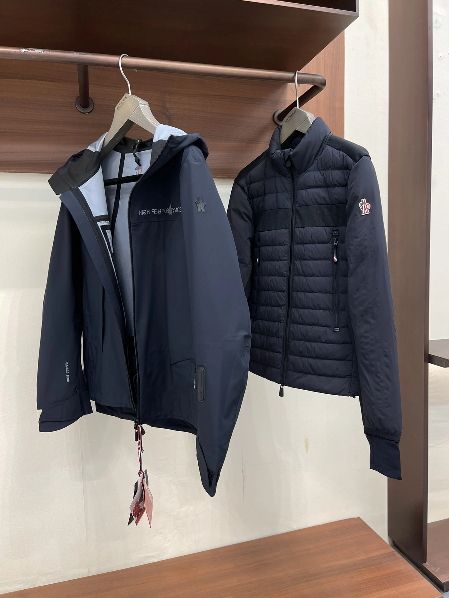 Moncler Down Jackets Cozy 146447