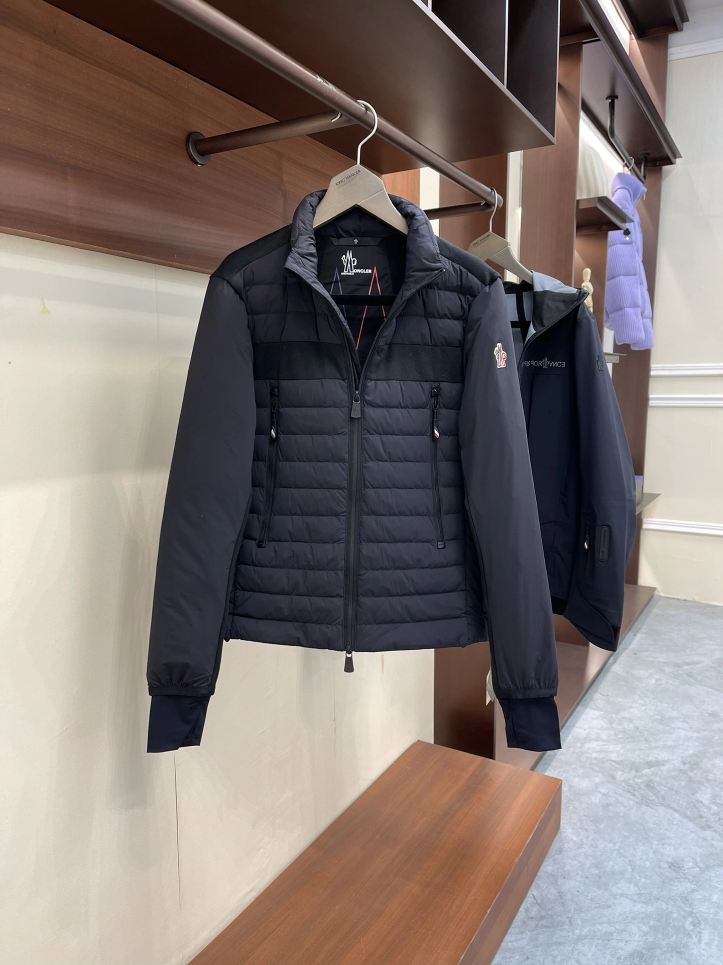 Moncler Down Jackets Cozy 146447