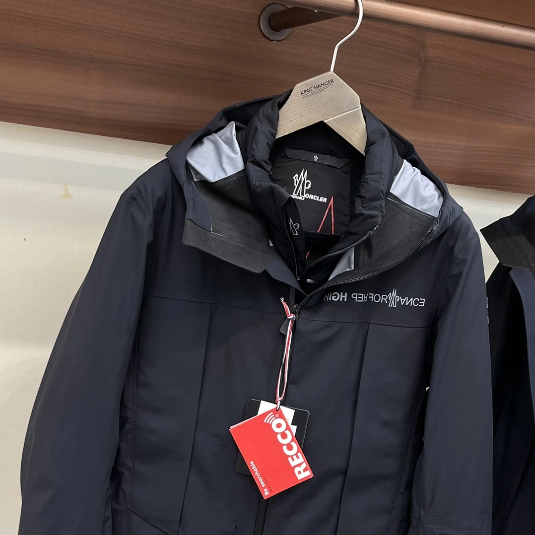 Moncler Down Jackets Cozy 146447