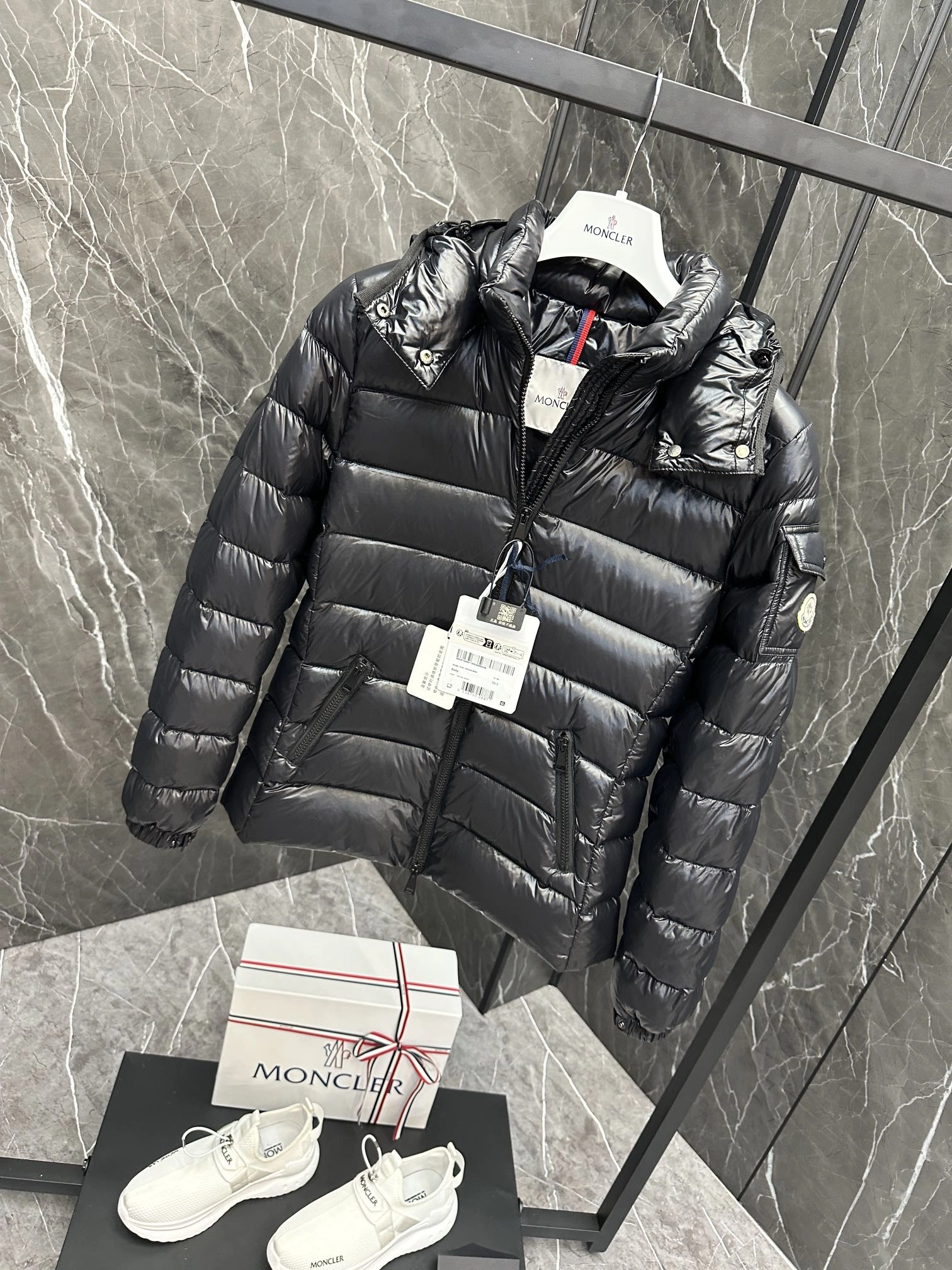 Upgraded Moncler Down Jackets 146444