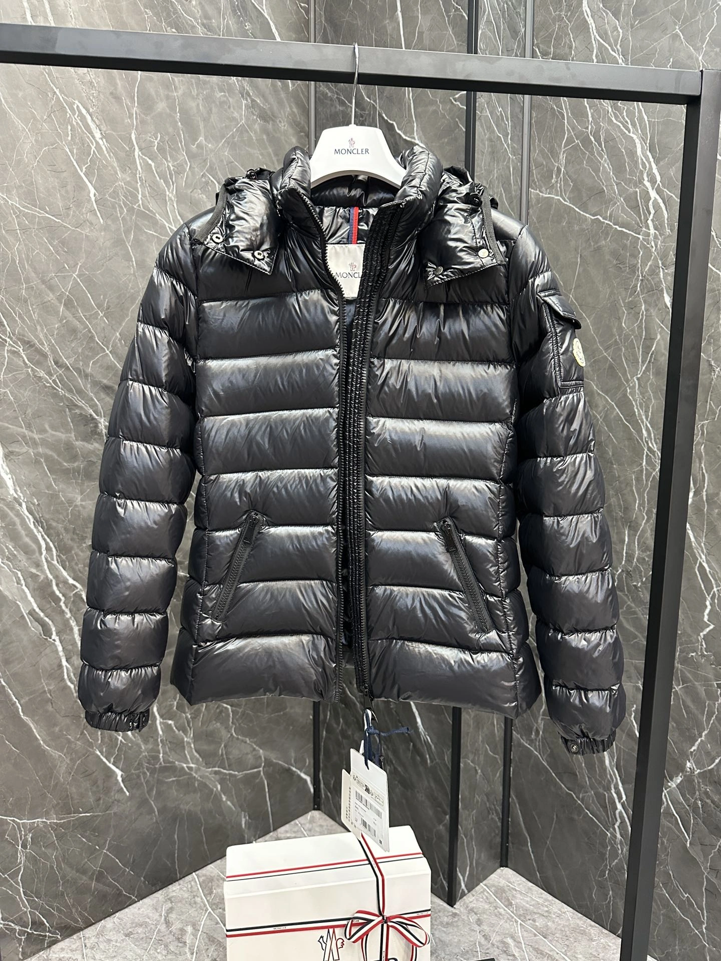 Upgraded Moncler Down Jackets 146444