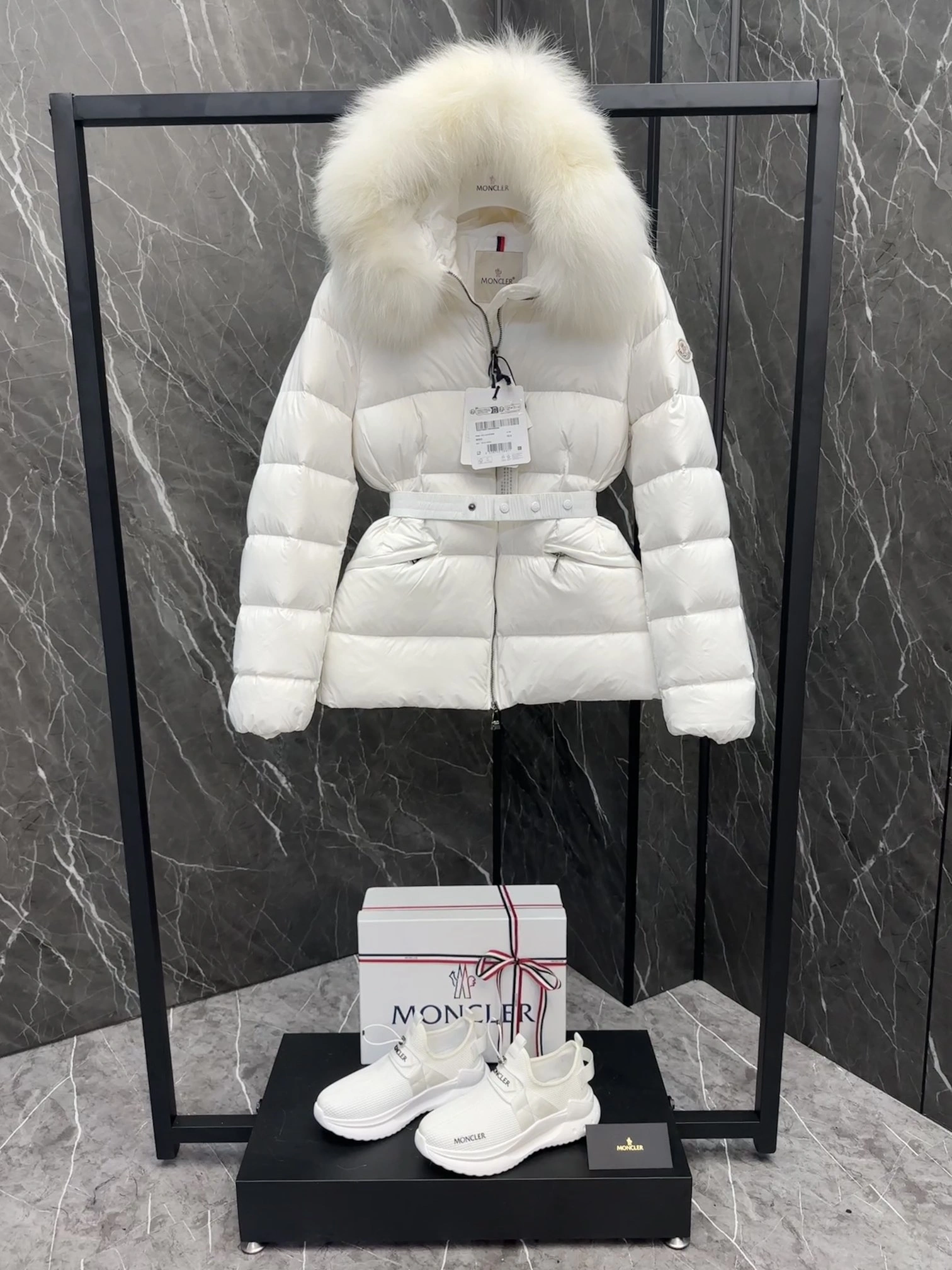 OnTrend Moncler Down Jackets 146448
