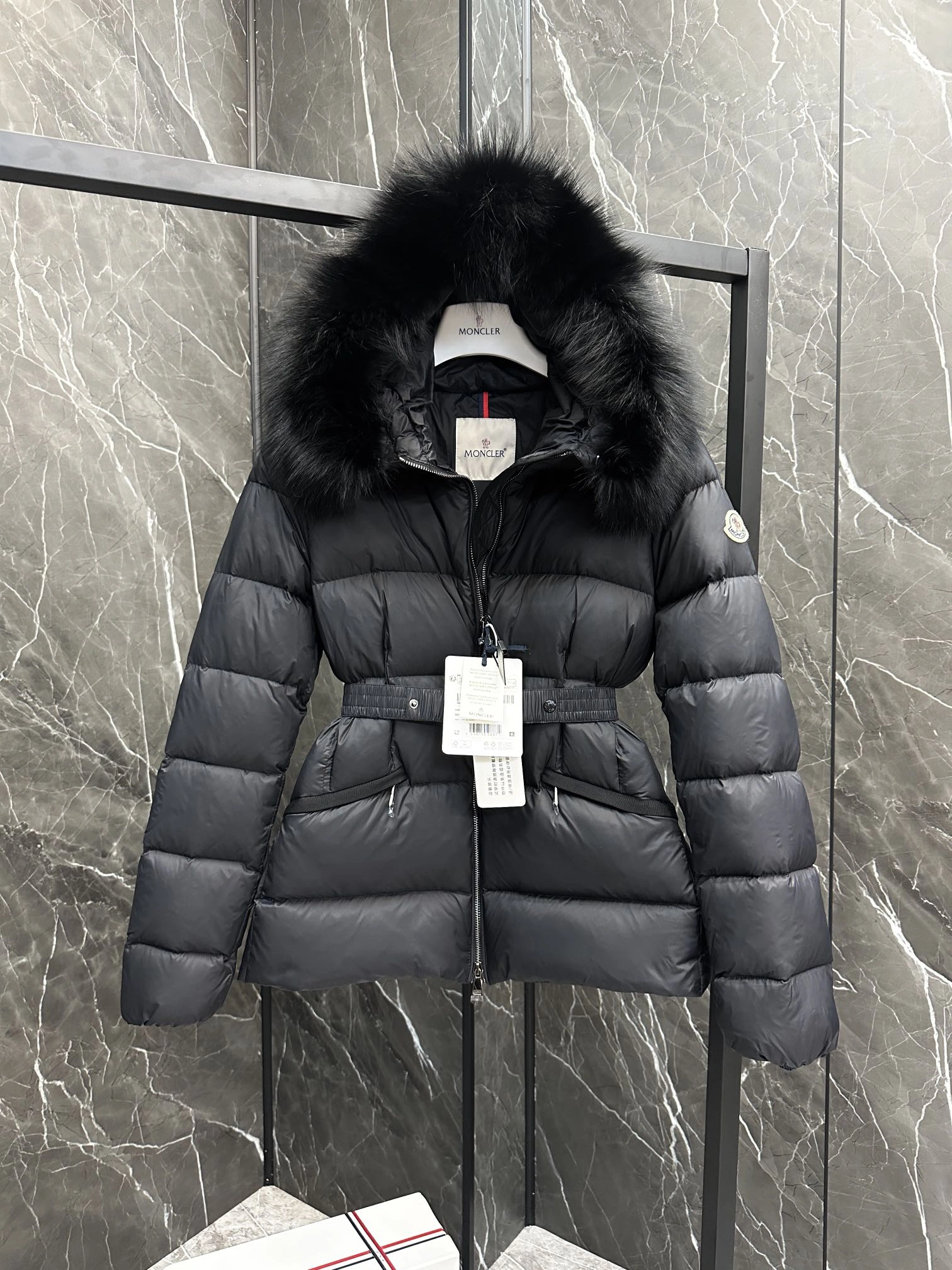Moncler Down Jackets UrbanChic 146461