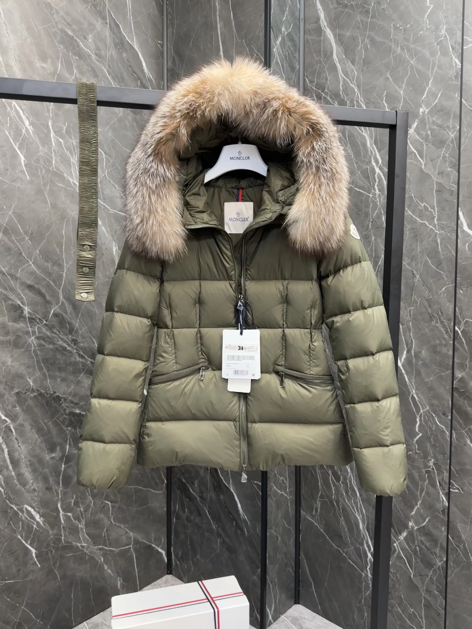 Bold Moncler Down Jackets 146449