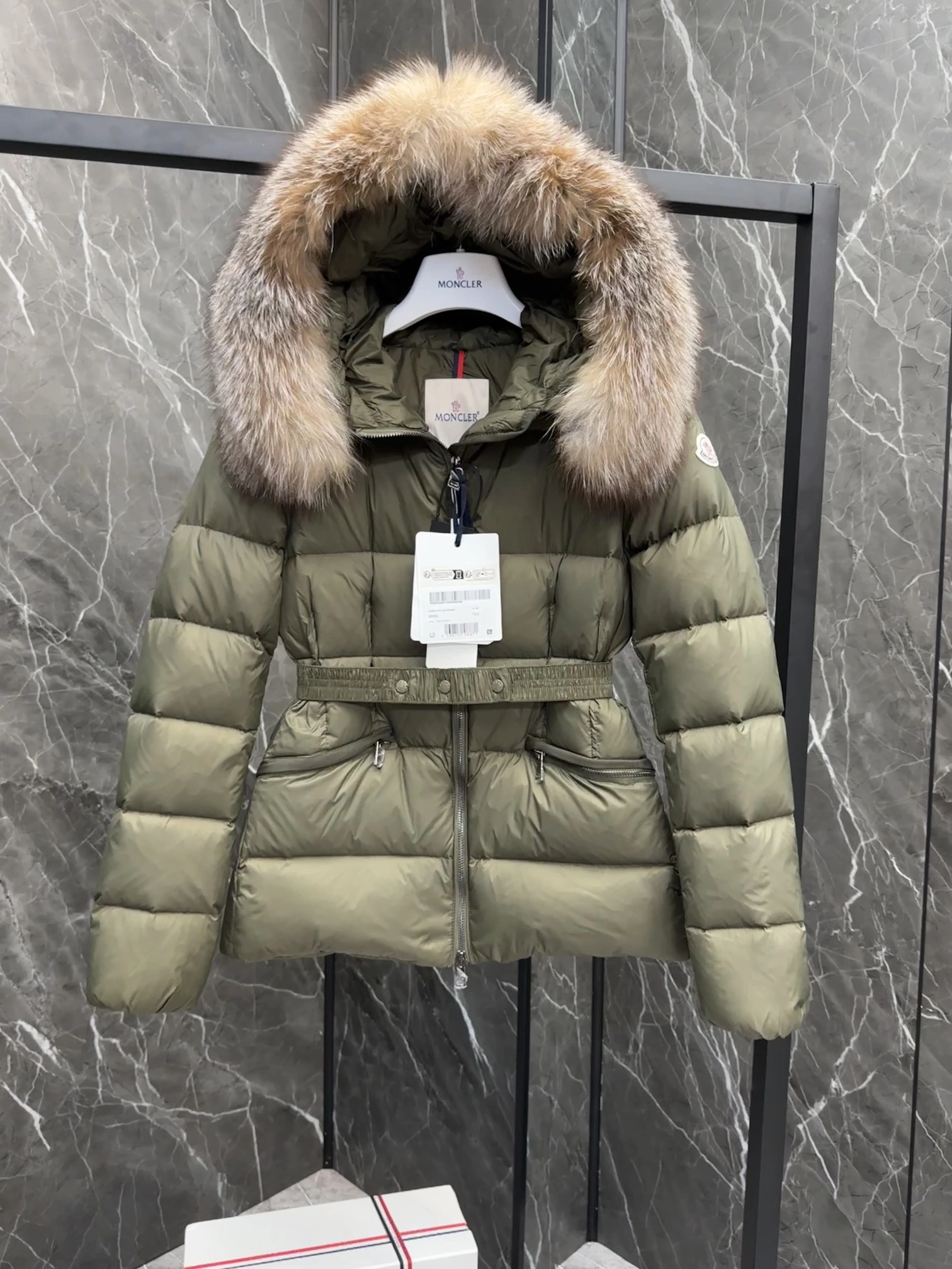 Bold Moncler Down Jackets 146449