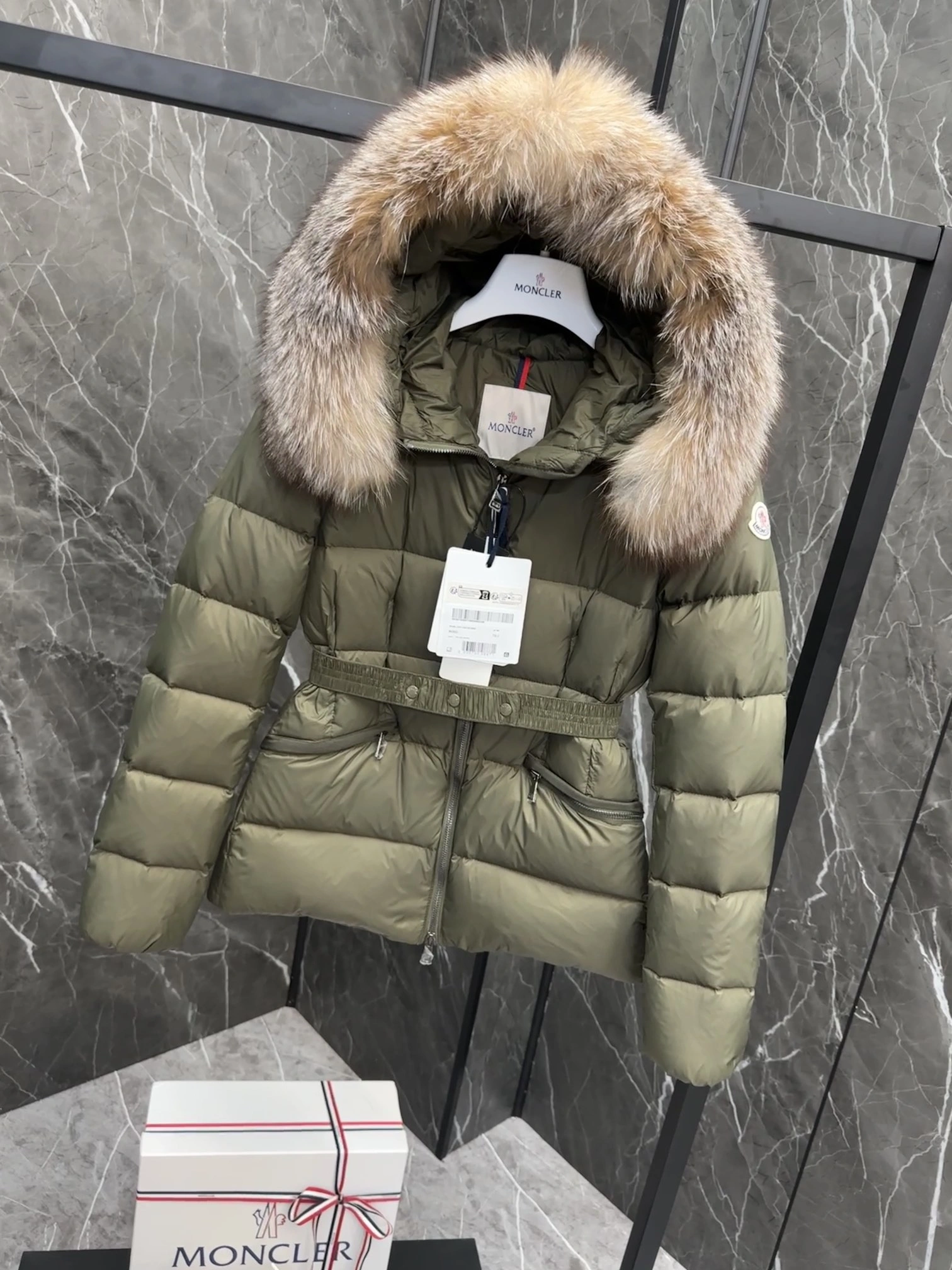 Bold Moncler Down Jackets 146449