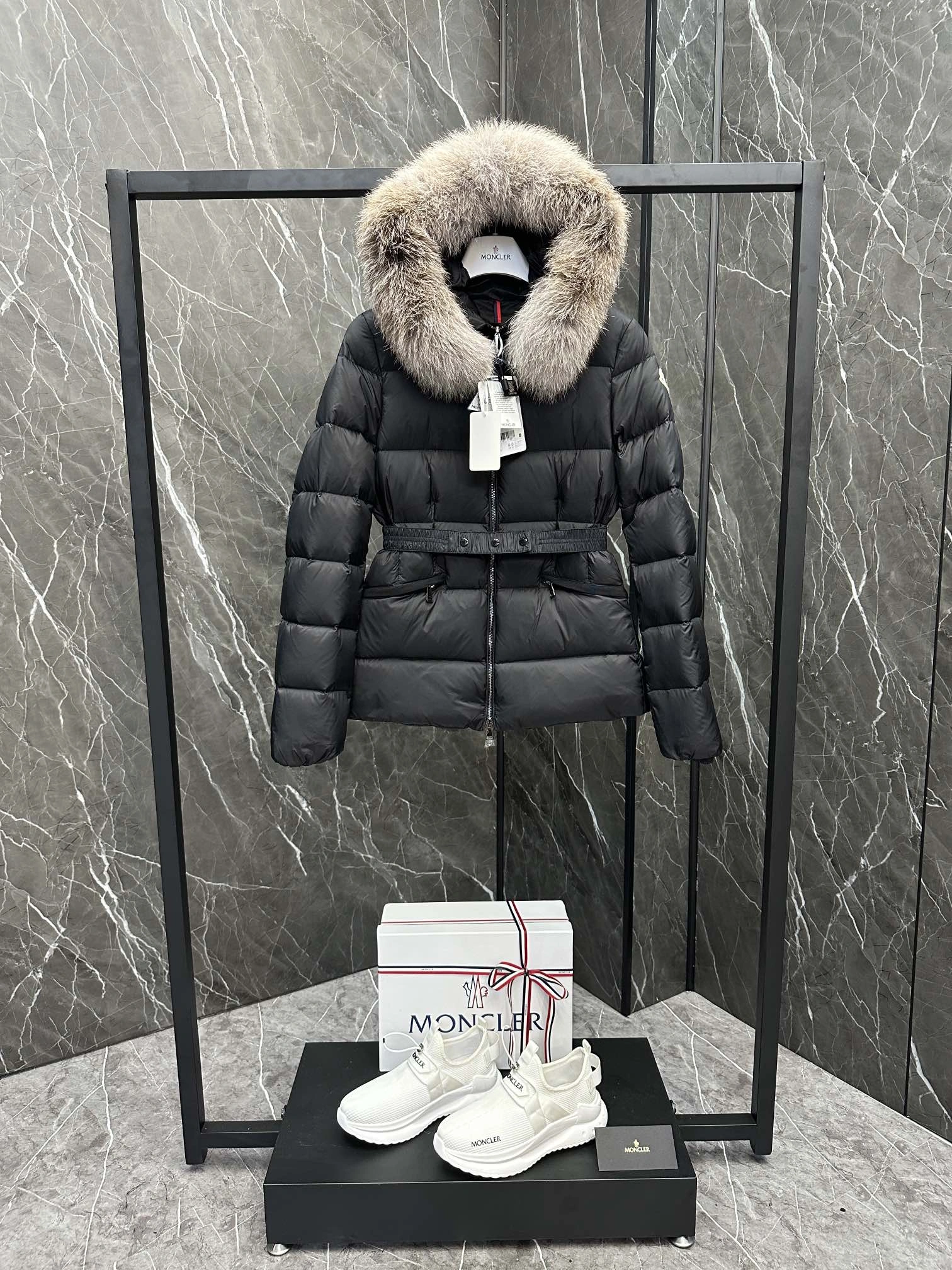 Moncler Down Jackets FastDry 146445
