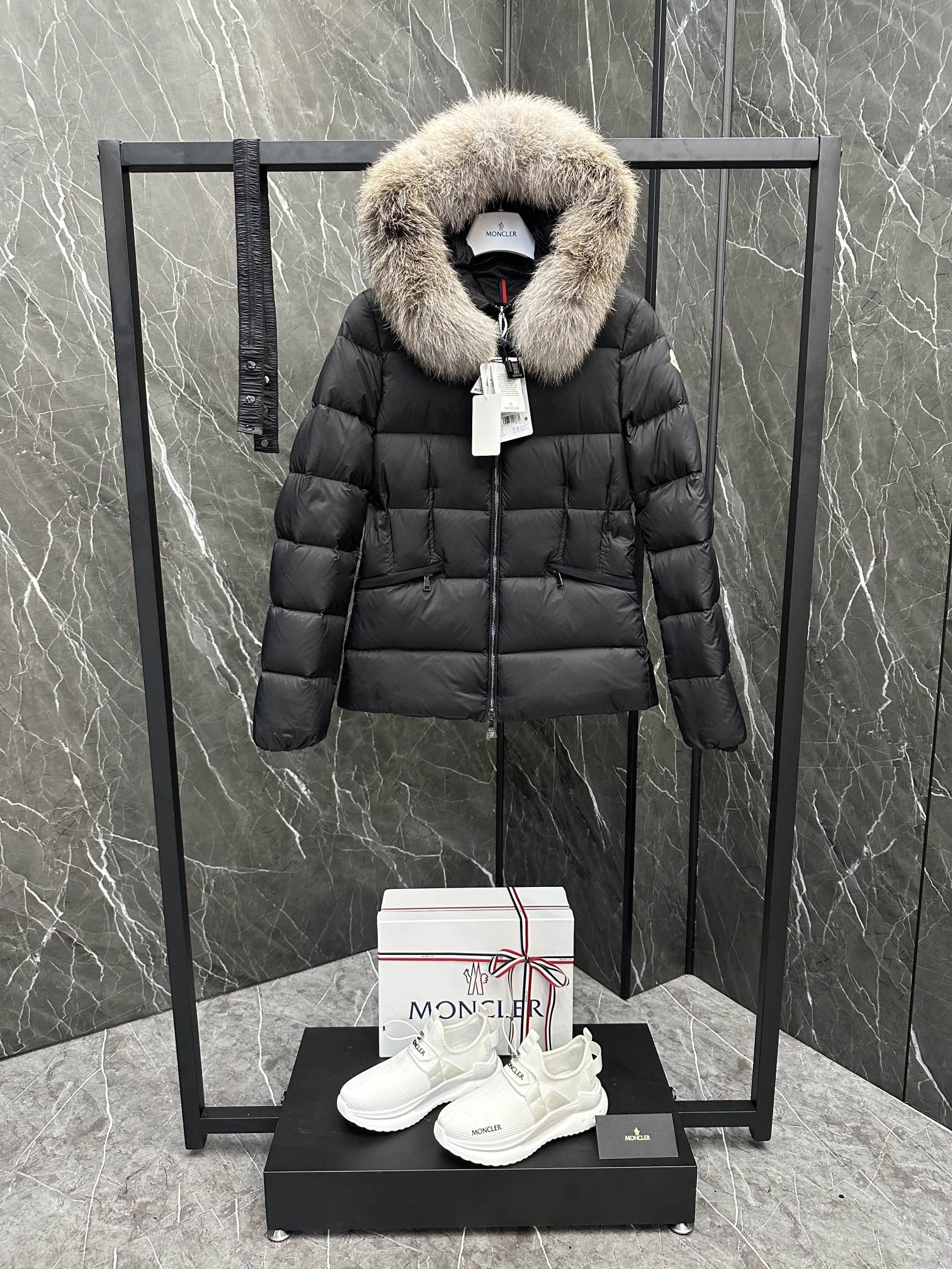 Moncler Down Jackets FastDry 146445
