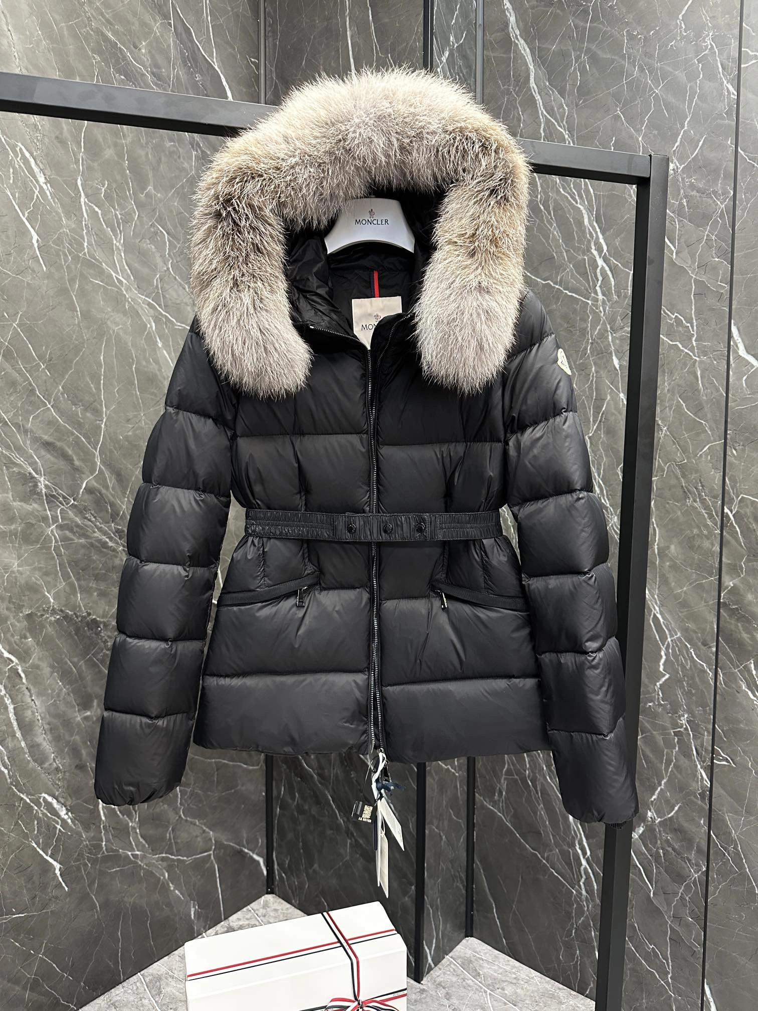 Moncler Down Jackets FastDry 146445