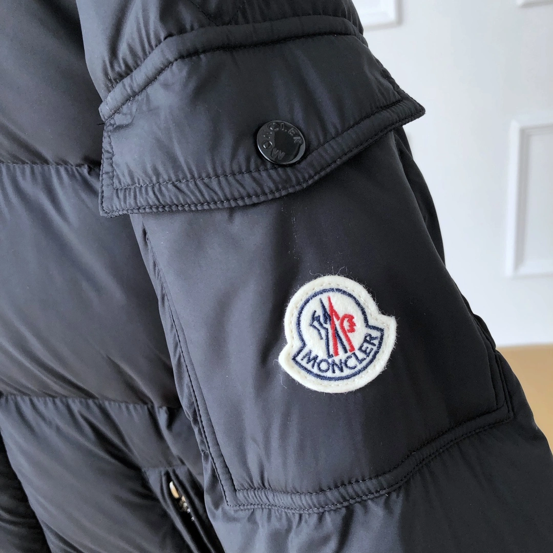 Moncler Down Jackets TechFriendly 146440